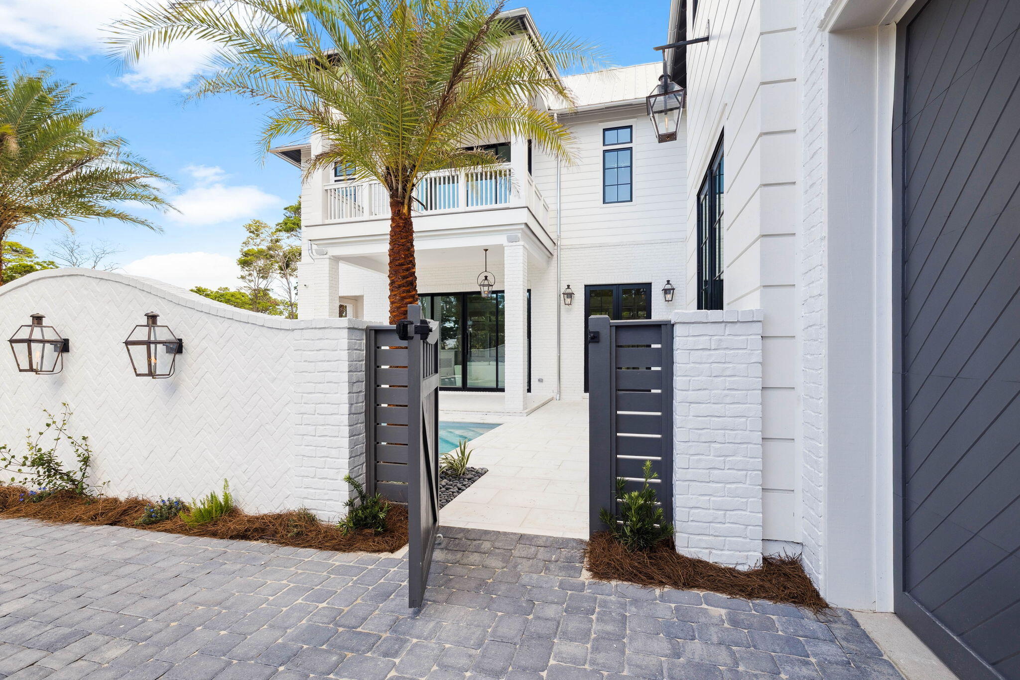 BANNERMAN BEACH - Residential