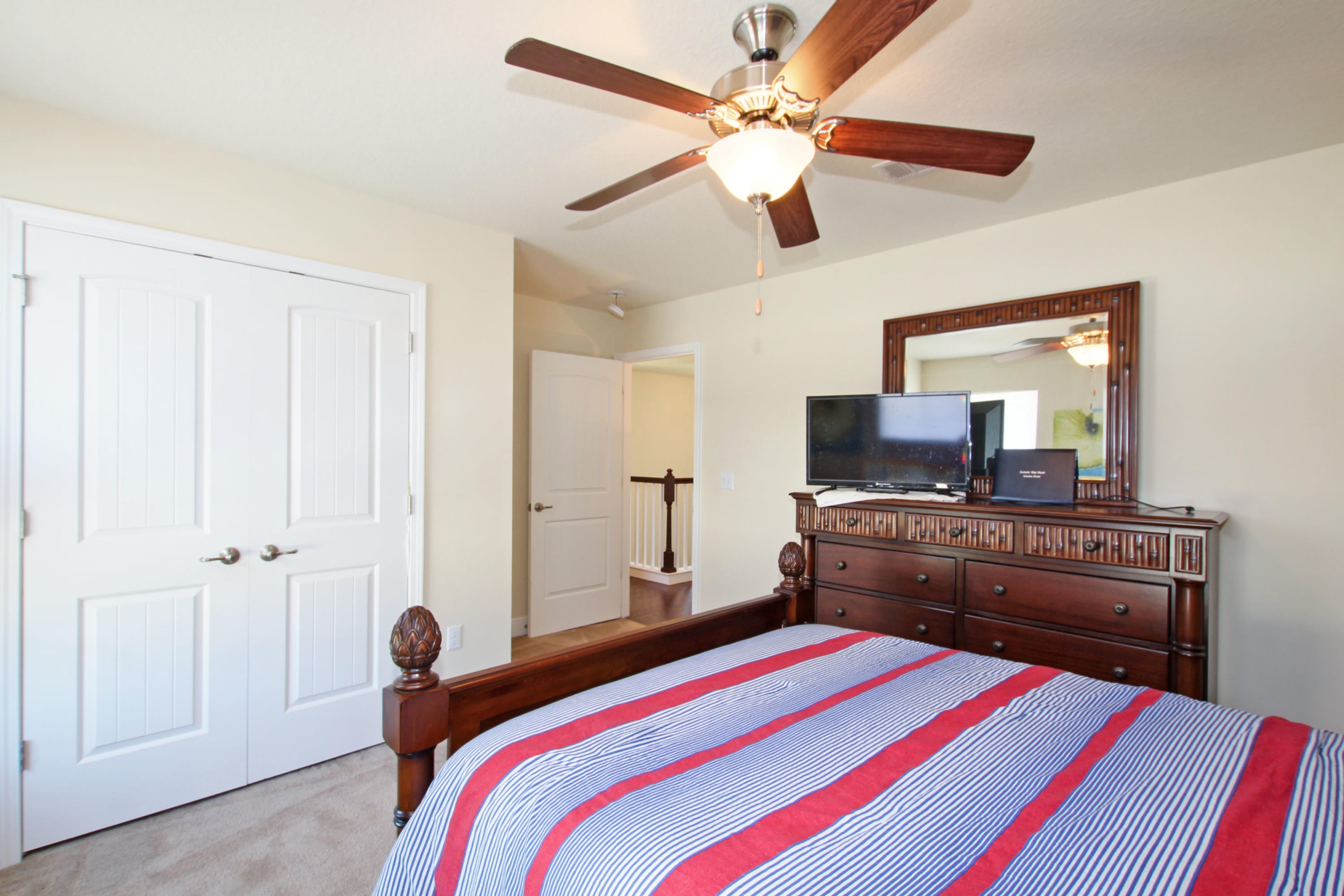PINEWOOD PRESERVE - Residential