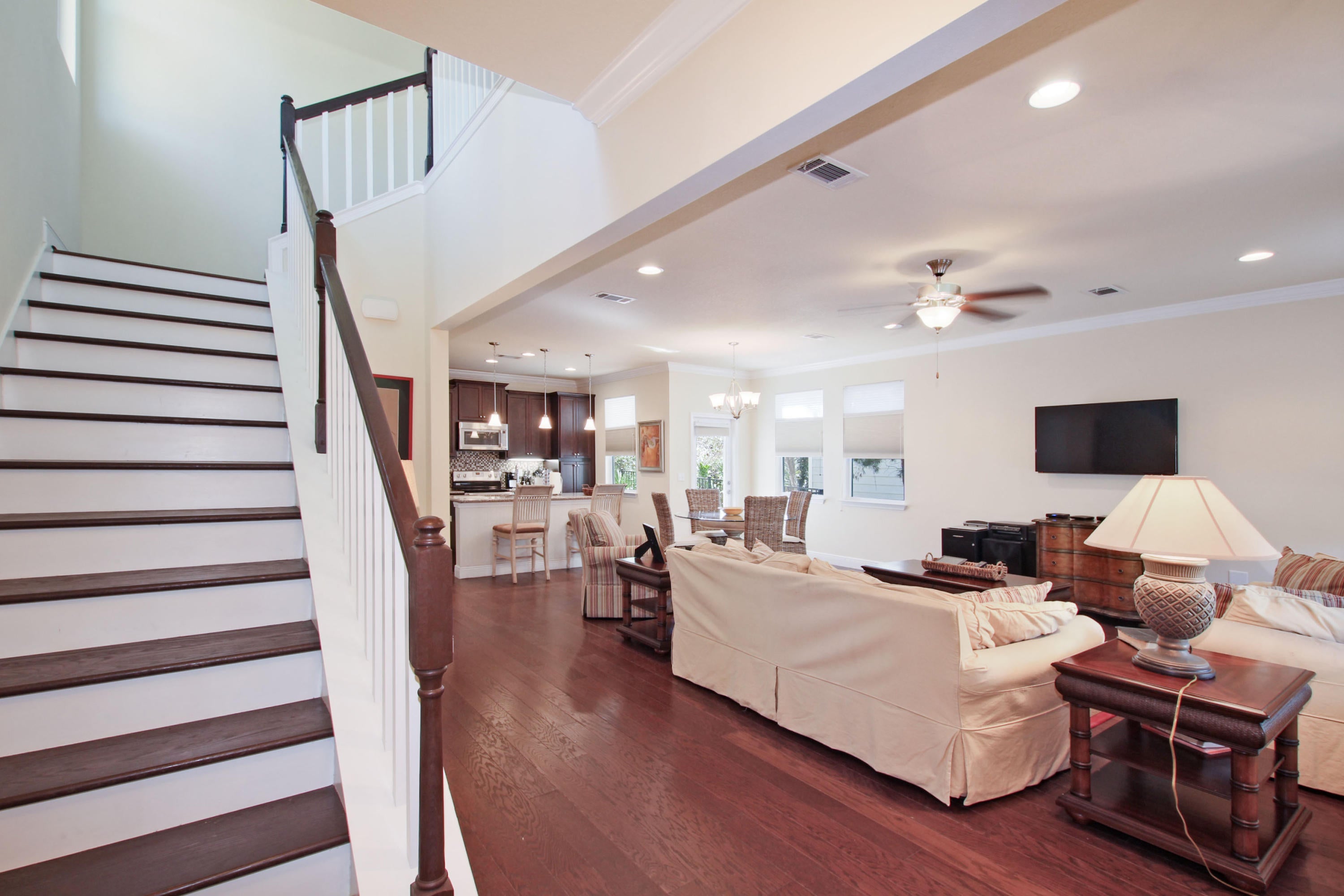 PINEWOOD PRESERVE - Residential