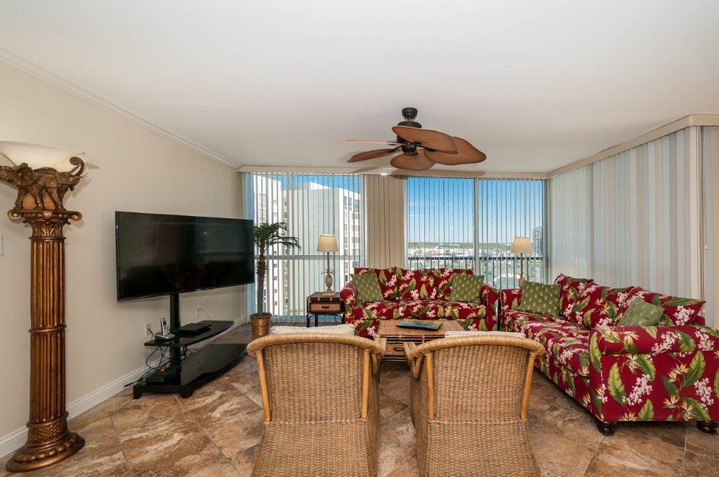 SHORELINE TOWERS 2 - Residential
