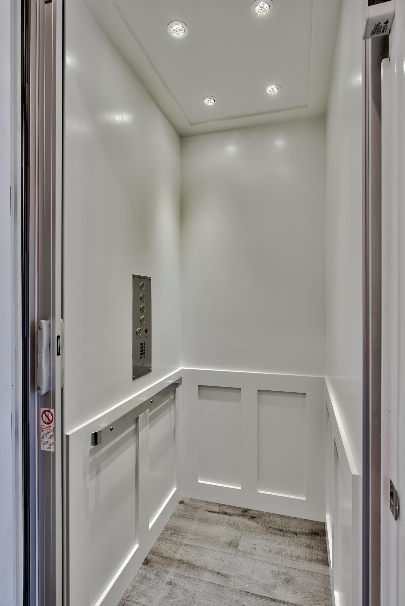 CREST DEVELOPMENT - Residential