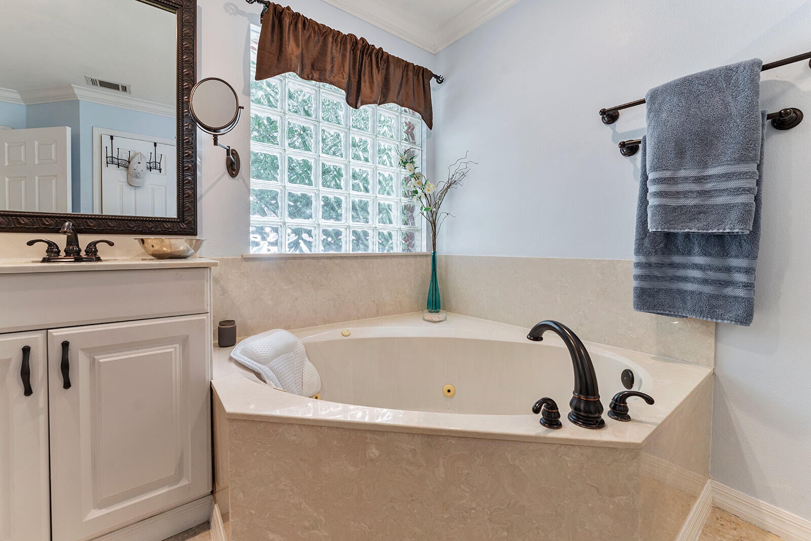 ROYAL OAKS S/D - Residential