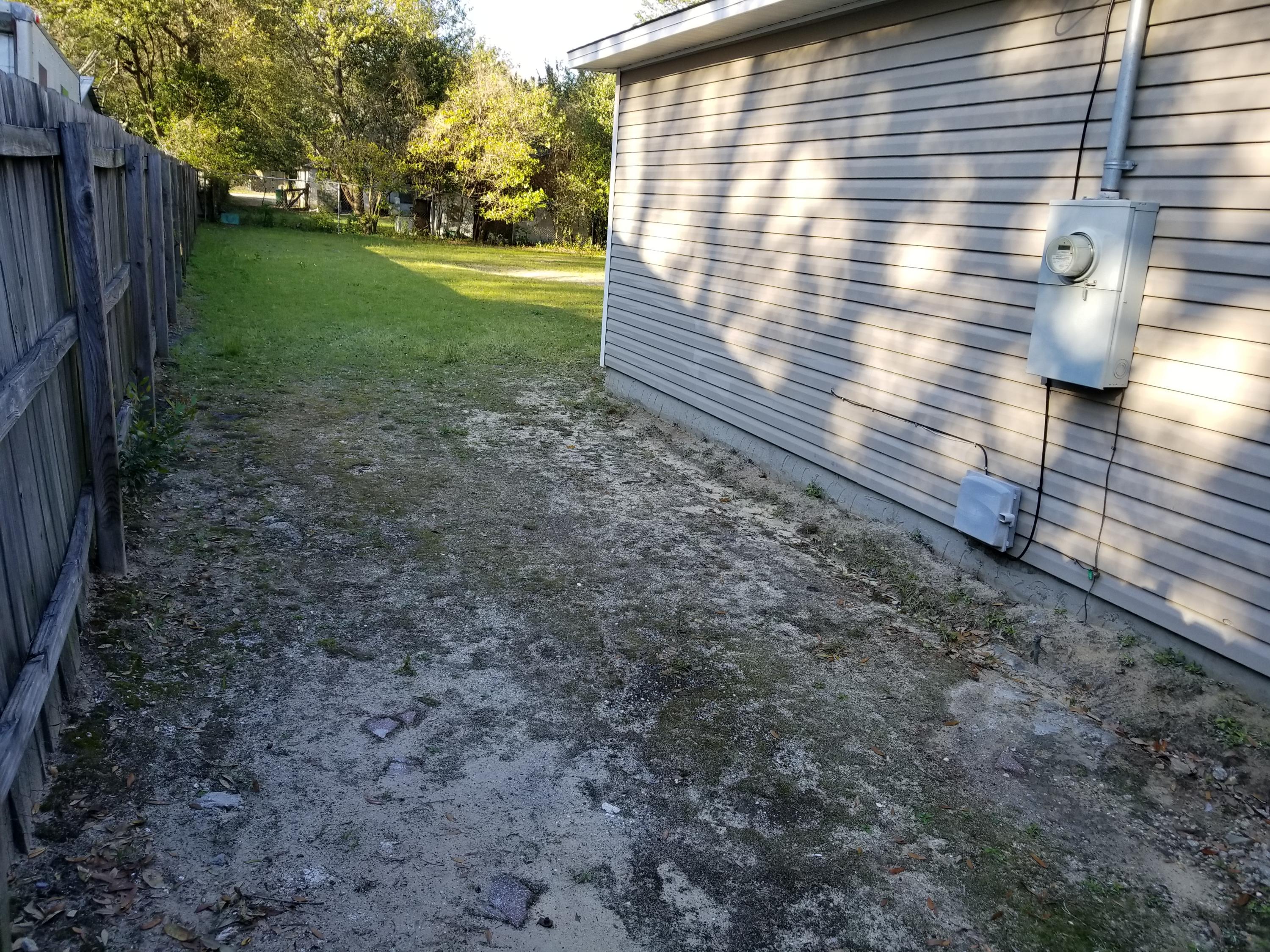 MORRIS ADDN TO CRESTVIEW - Residential