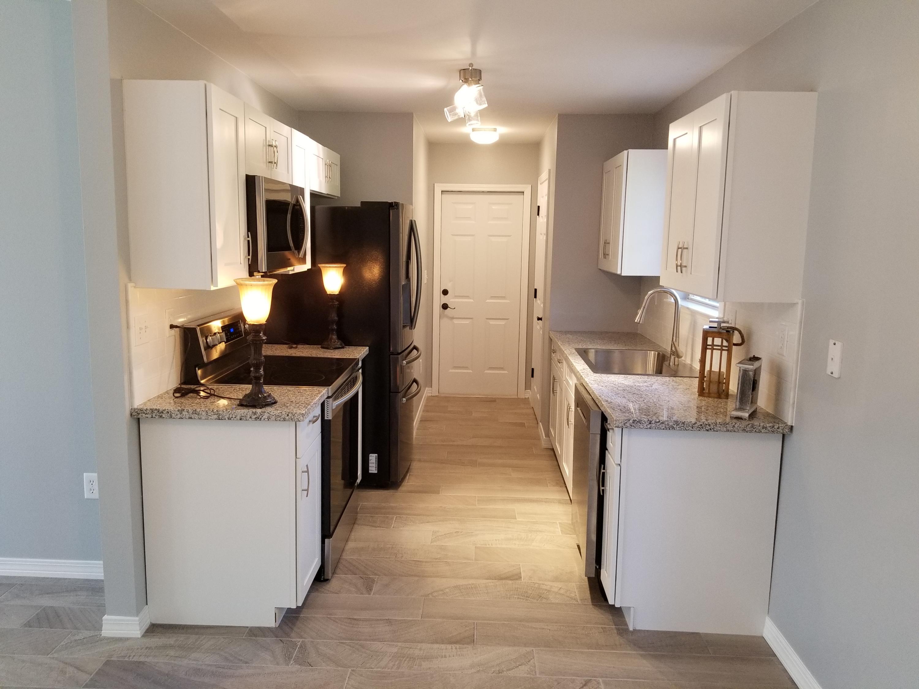 MORRIS ADDN TO CRESTVIEW - Residential