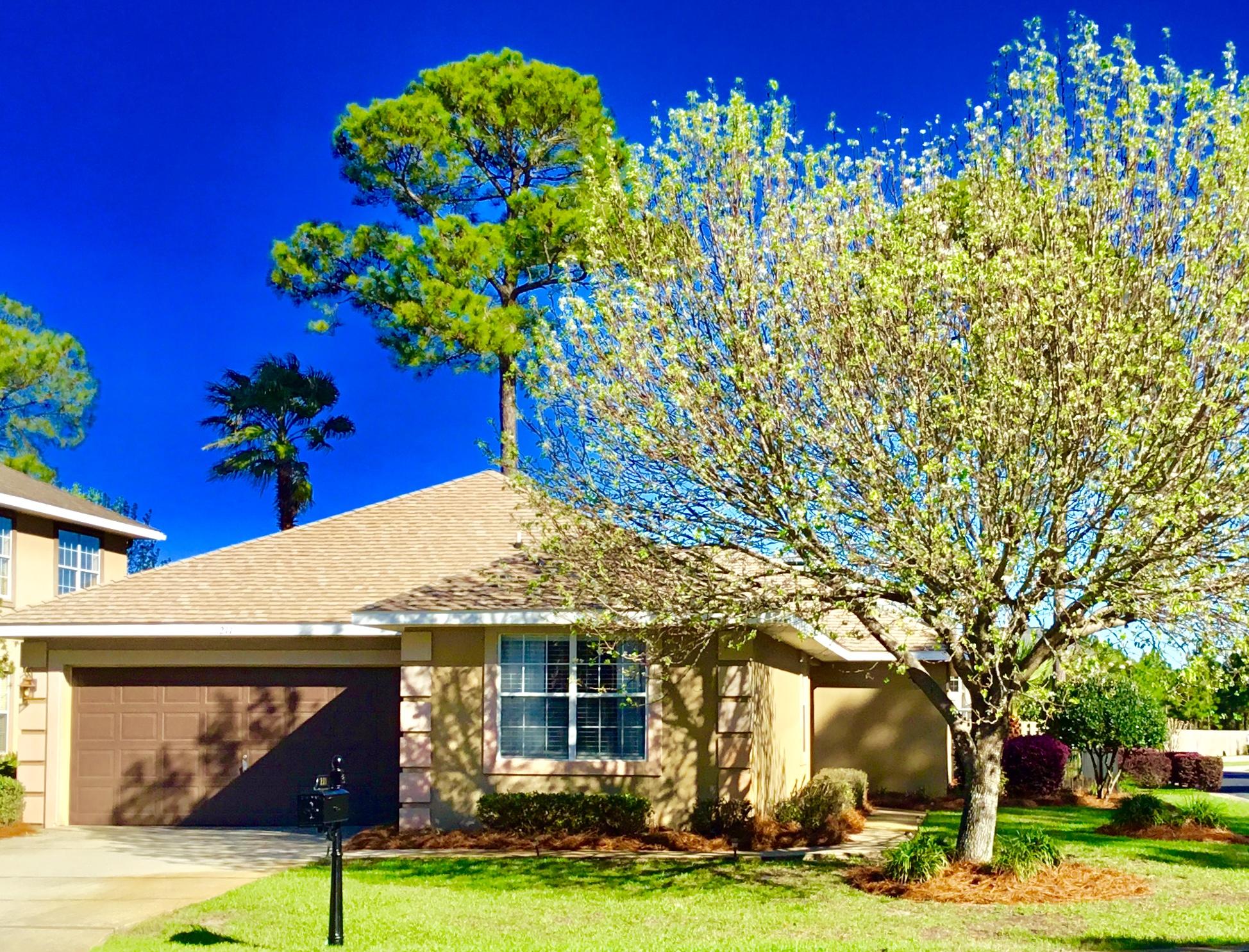EMERALD LAKES PH 1 - Residential