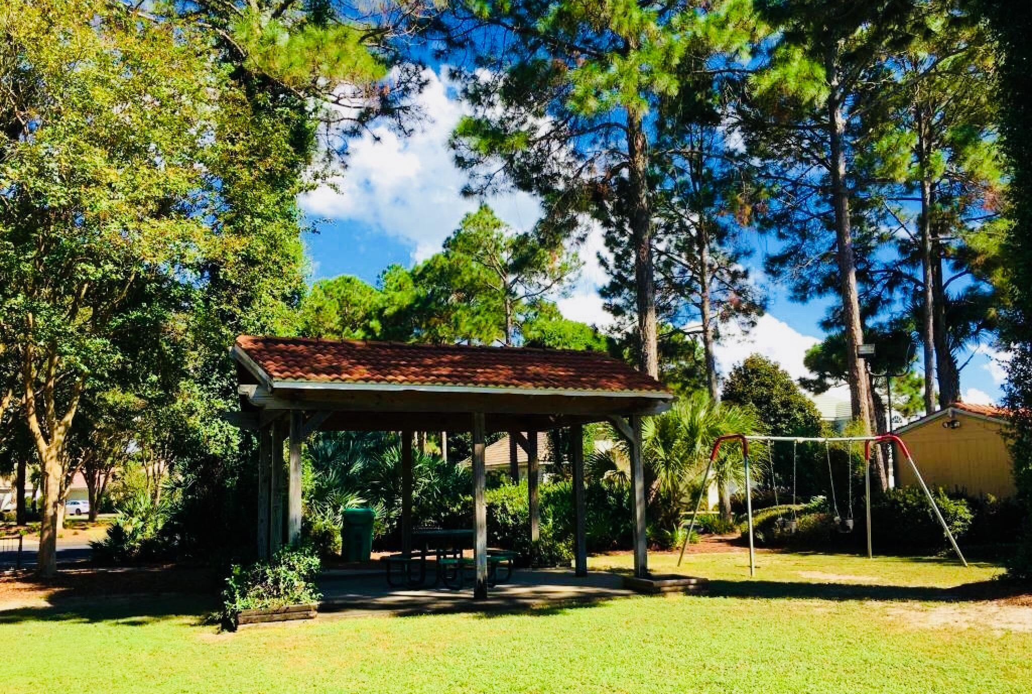EMERALD LAKES PH 1 - Residential