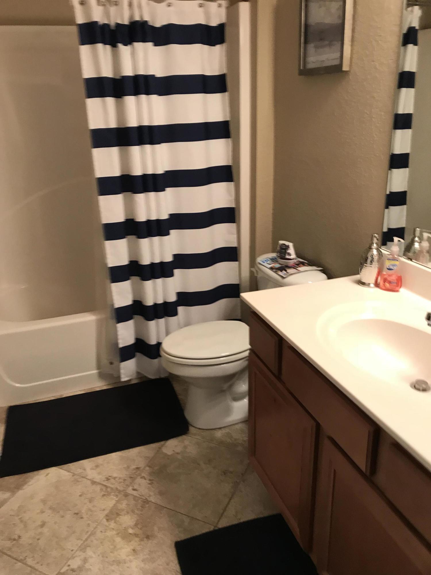 EMERALD LAKES PH 1 - Residential
