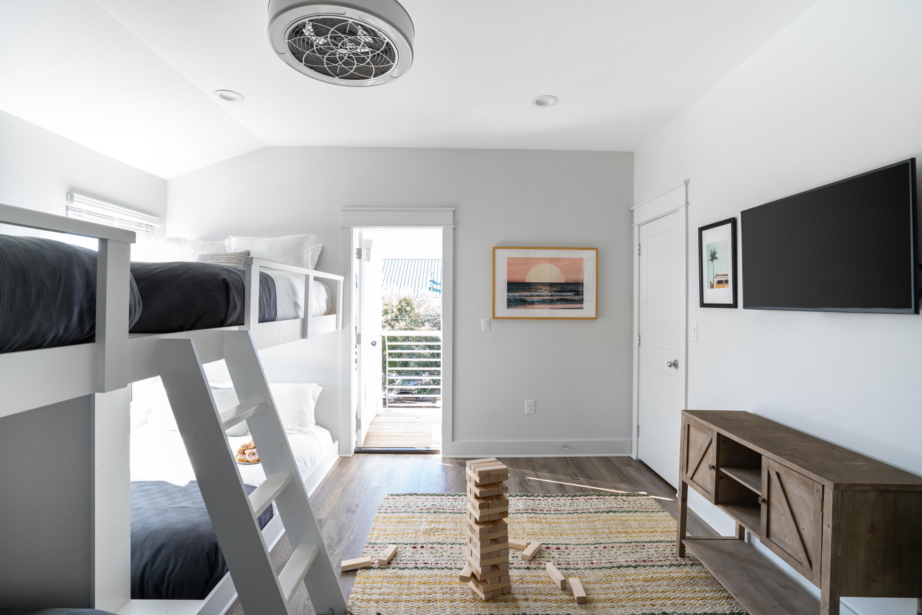 CRYSTAL BEACH - Residential