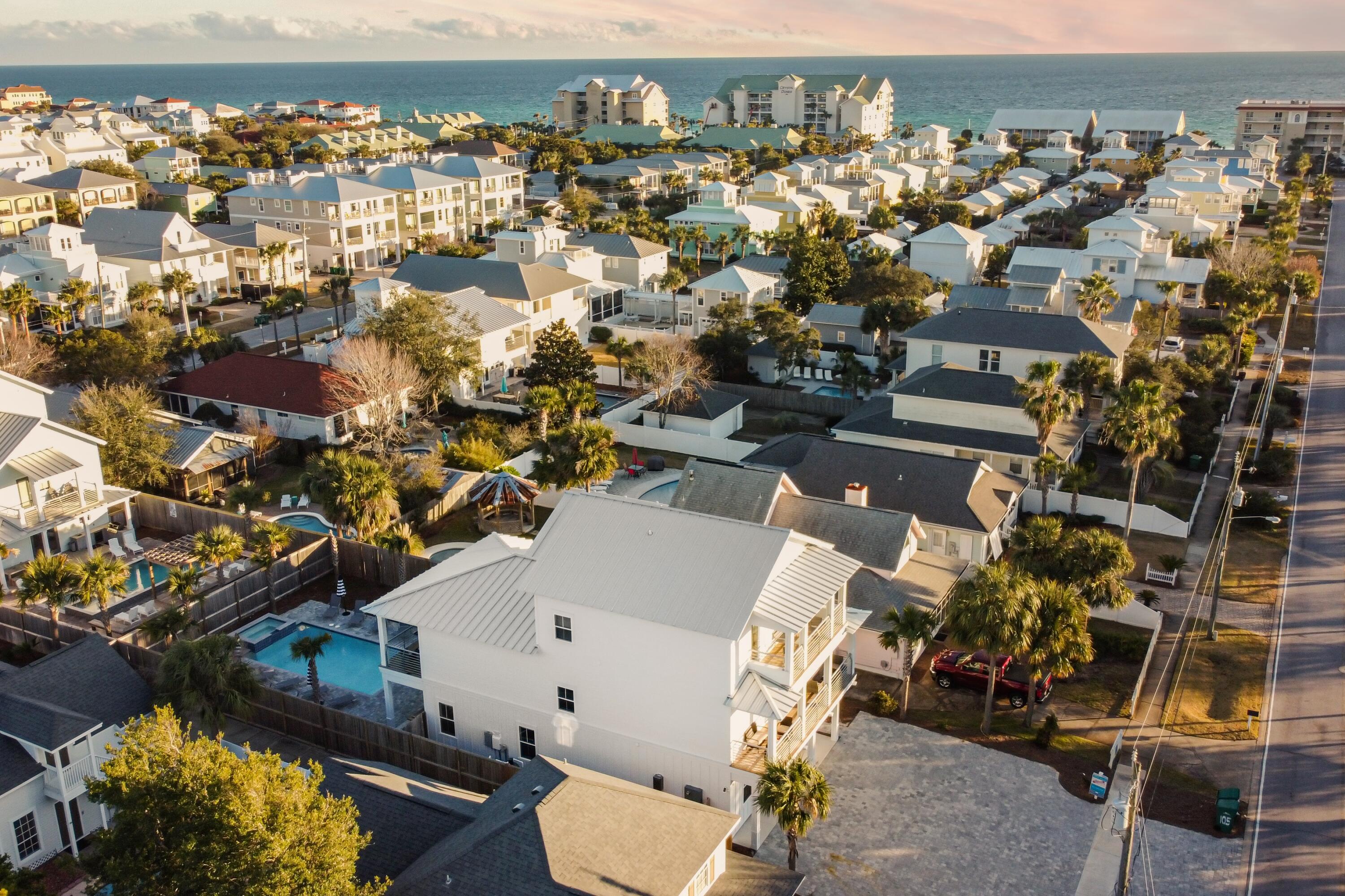 CRYSTAL BEACH - Residential