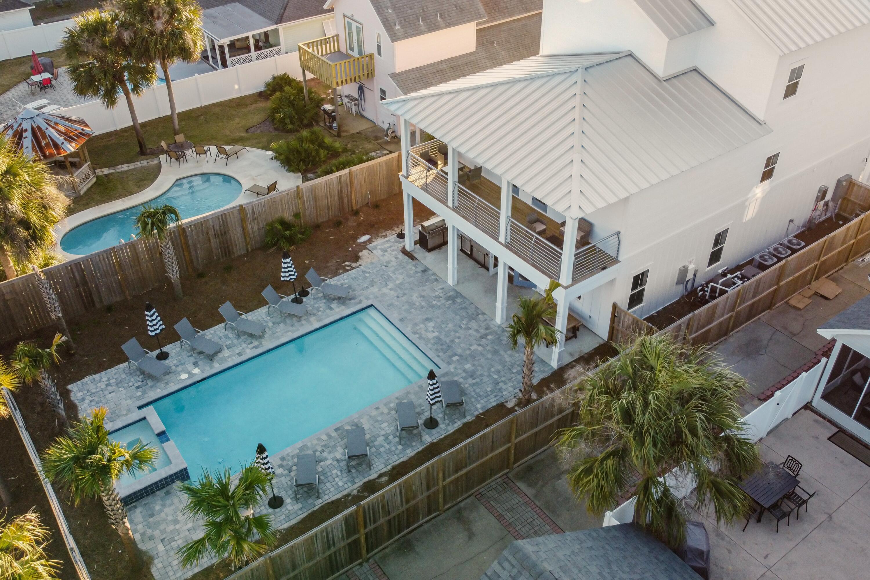 CRYSTAL BEACH - Residential