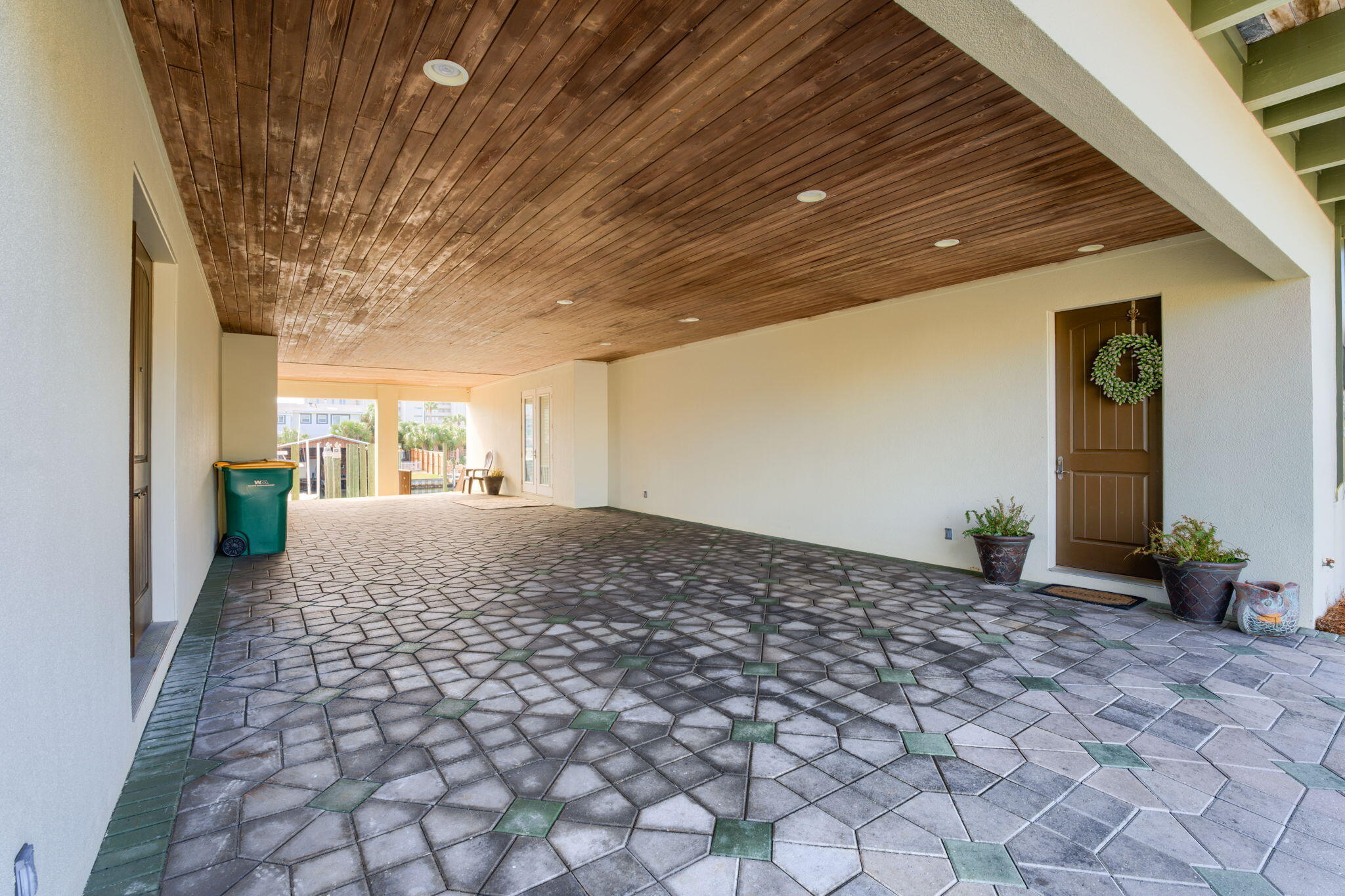 HOLIDAY ISLE - Residential