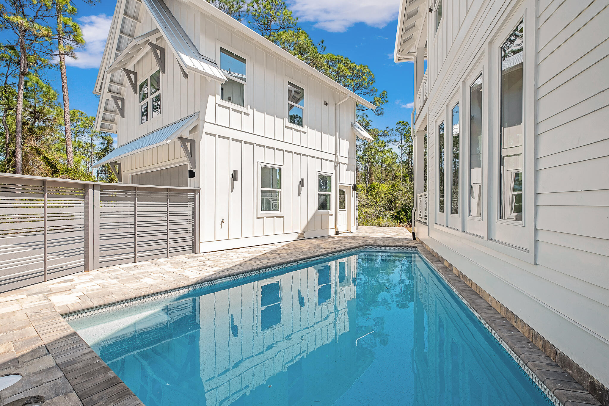 RIVER BREEZE - Residential