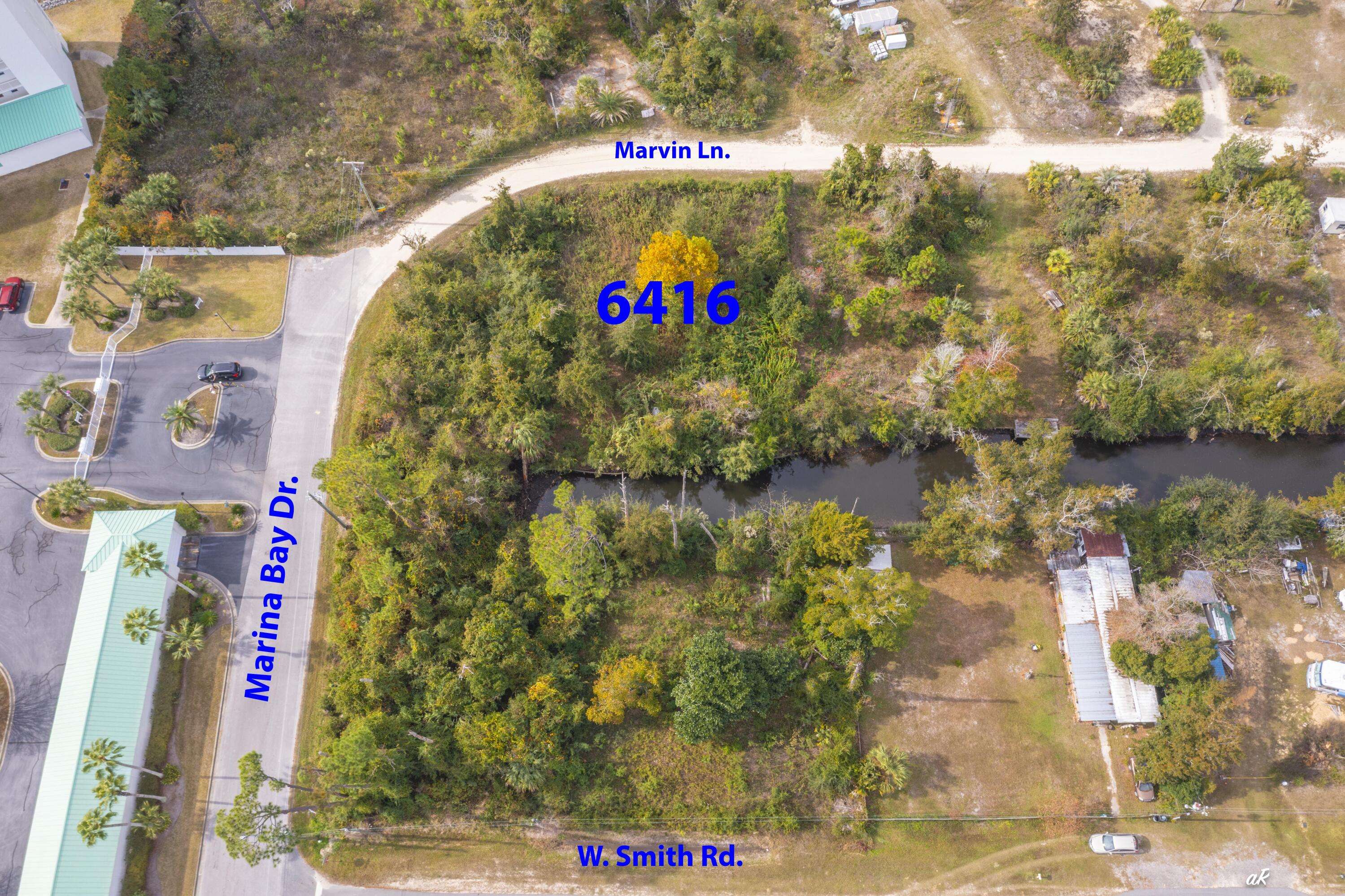 NO RECORDED SUBDIVISION - Land