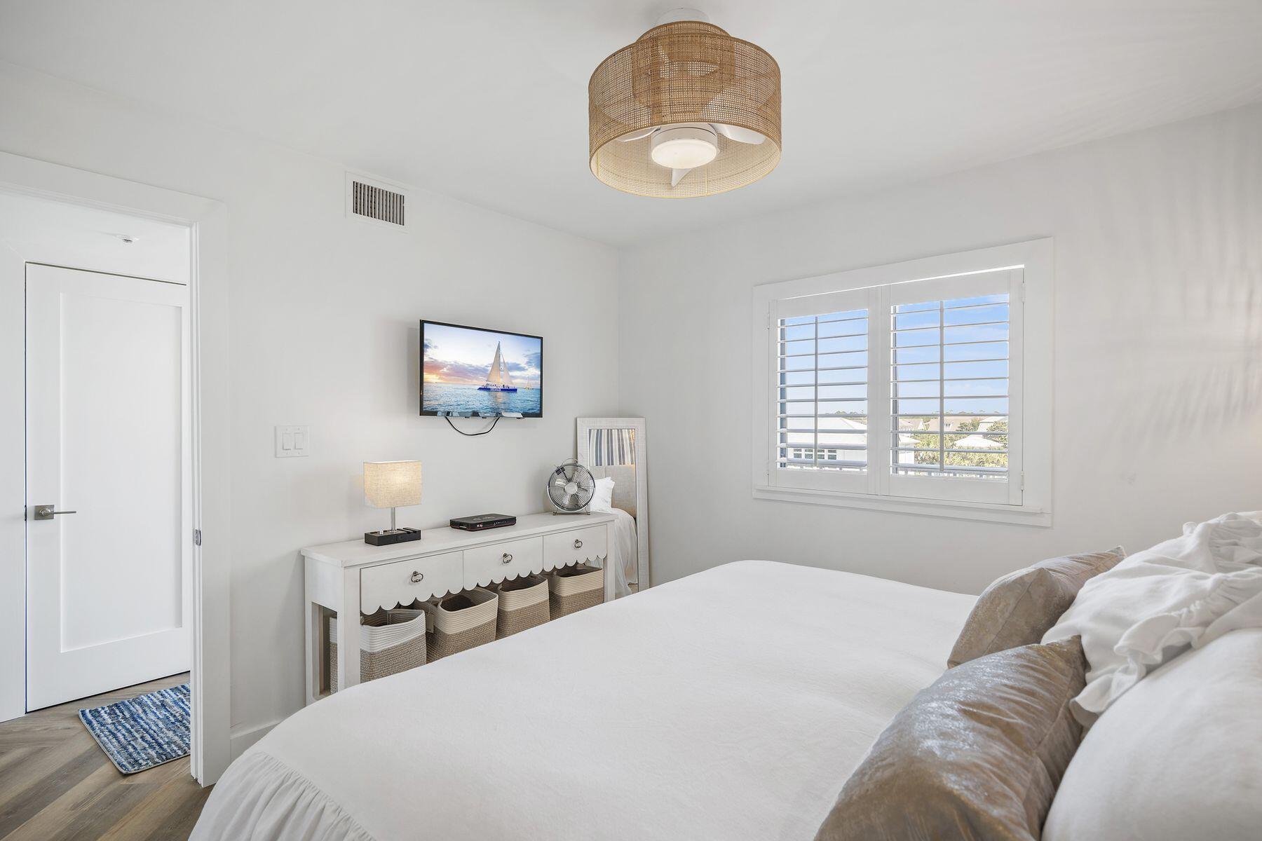 ONE SEAGROVE PLACE CONDO - Residential
