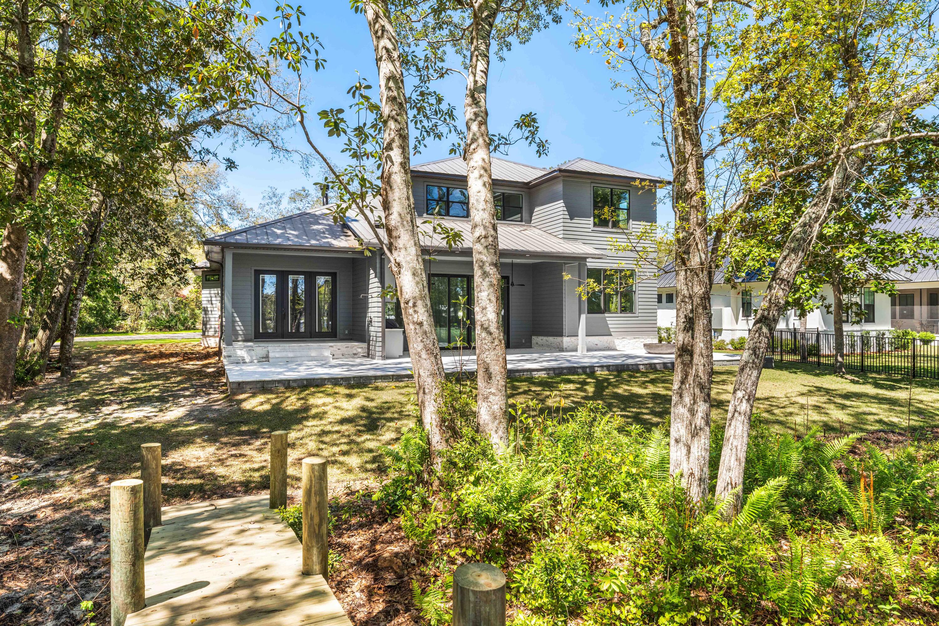 BOTANY BAYOU - Residential