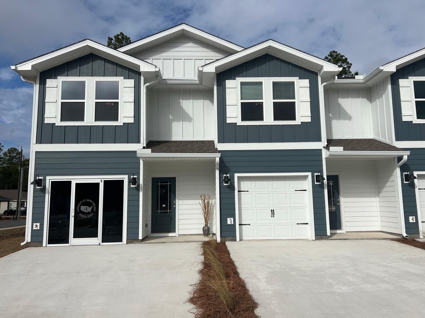 Hawk's Landing Townhomes - Residential