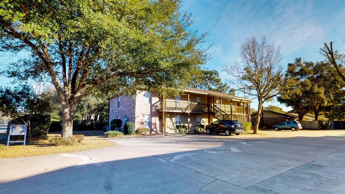 SILVERWOOD - Residential Lease