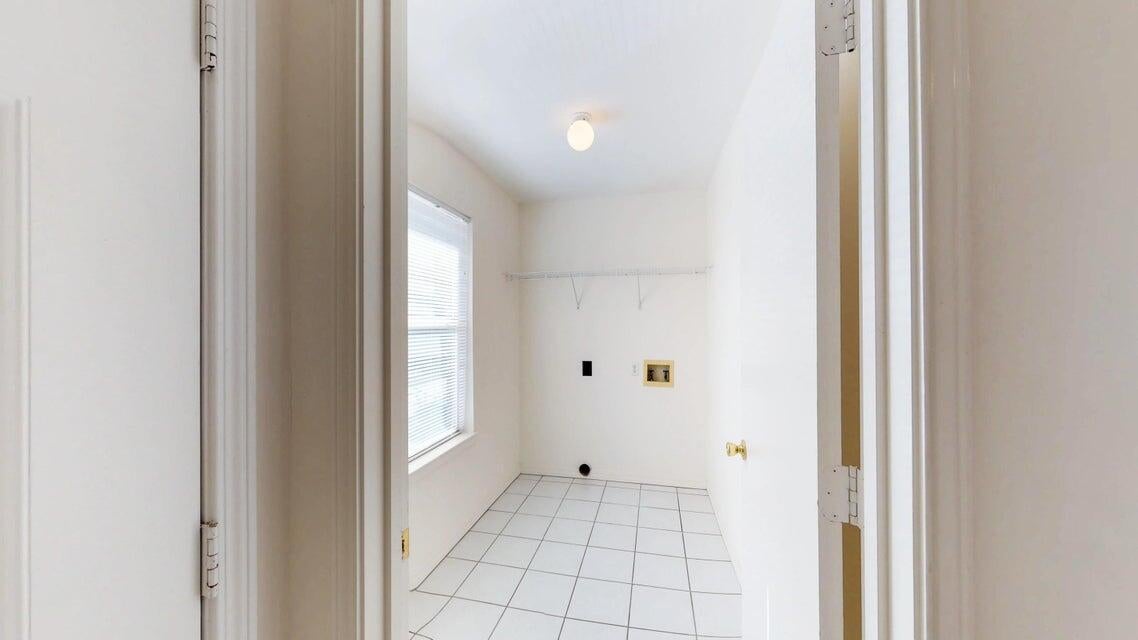 SILVERWOOD - Residential Lease