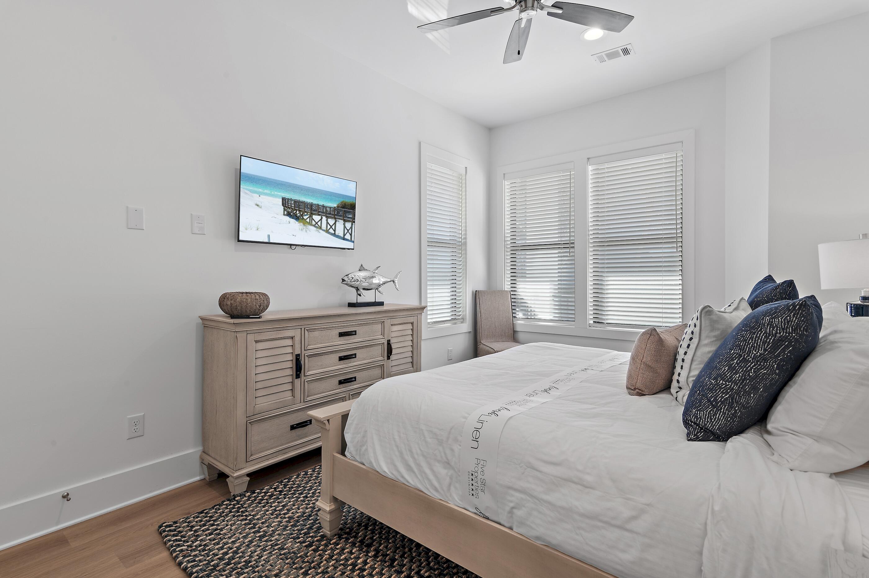SNOW DRIFT BEACH - Residential