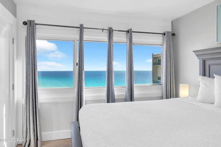 PINNACLE PORT - Residential