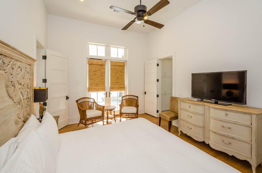 ALYS BEACH - Residential