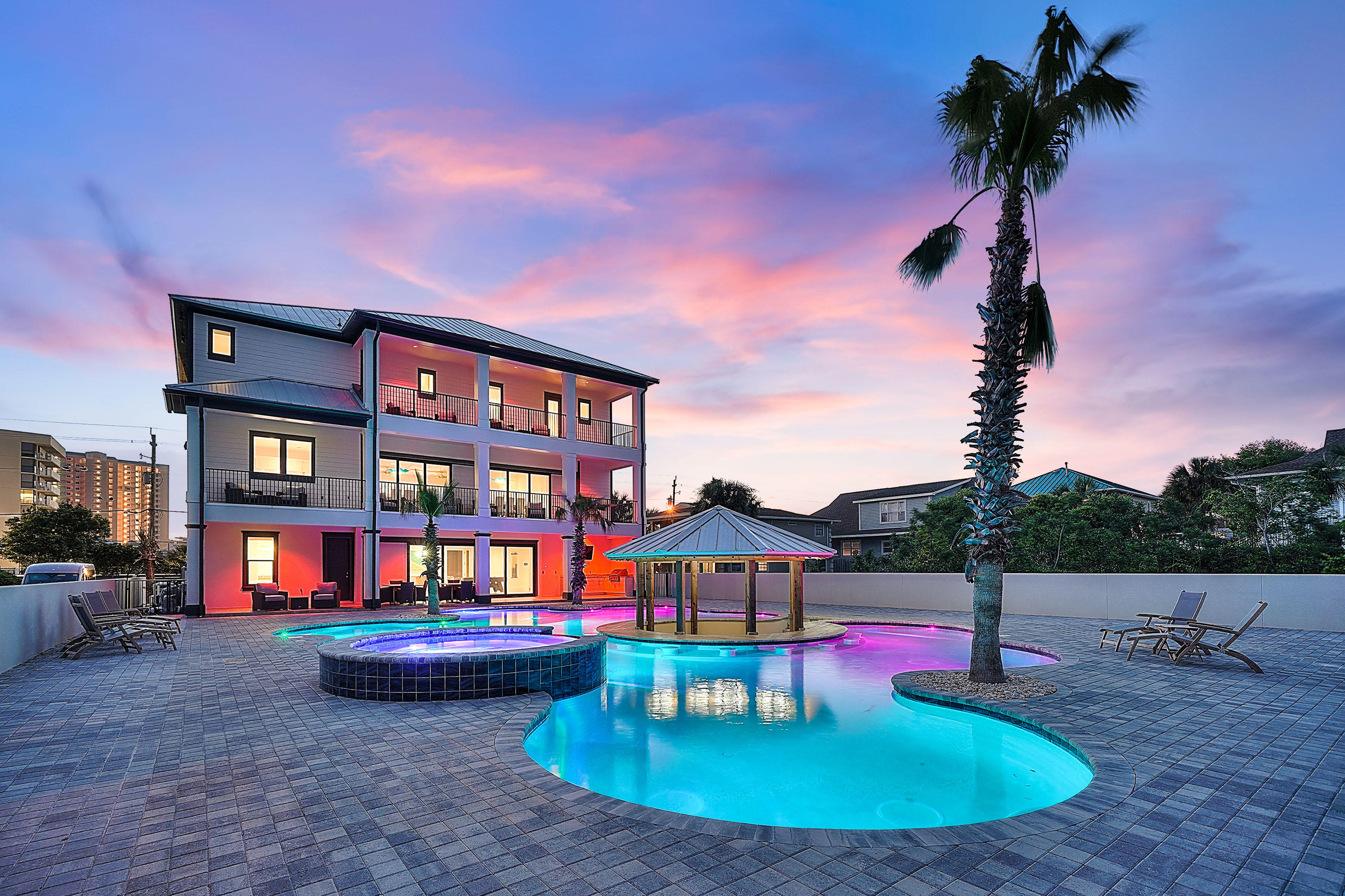 SNOW DRIFT BEACH - Residential