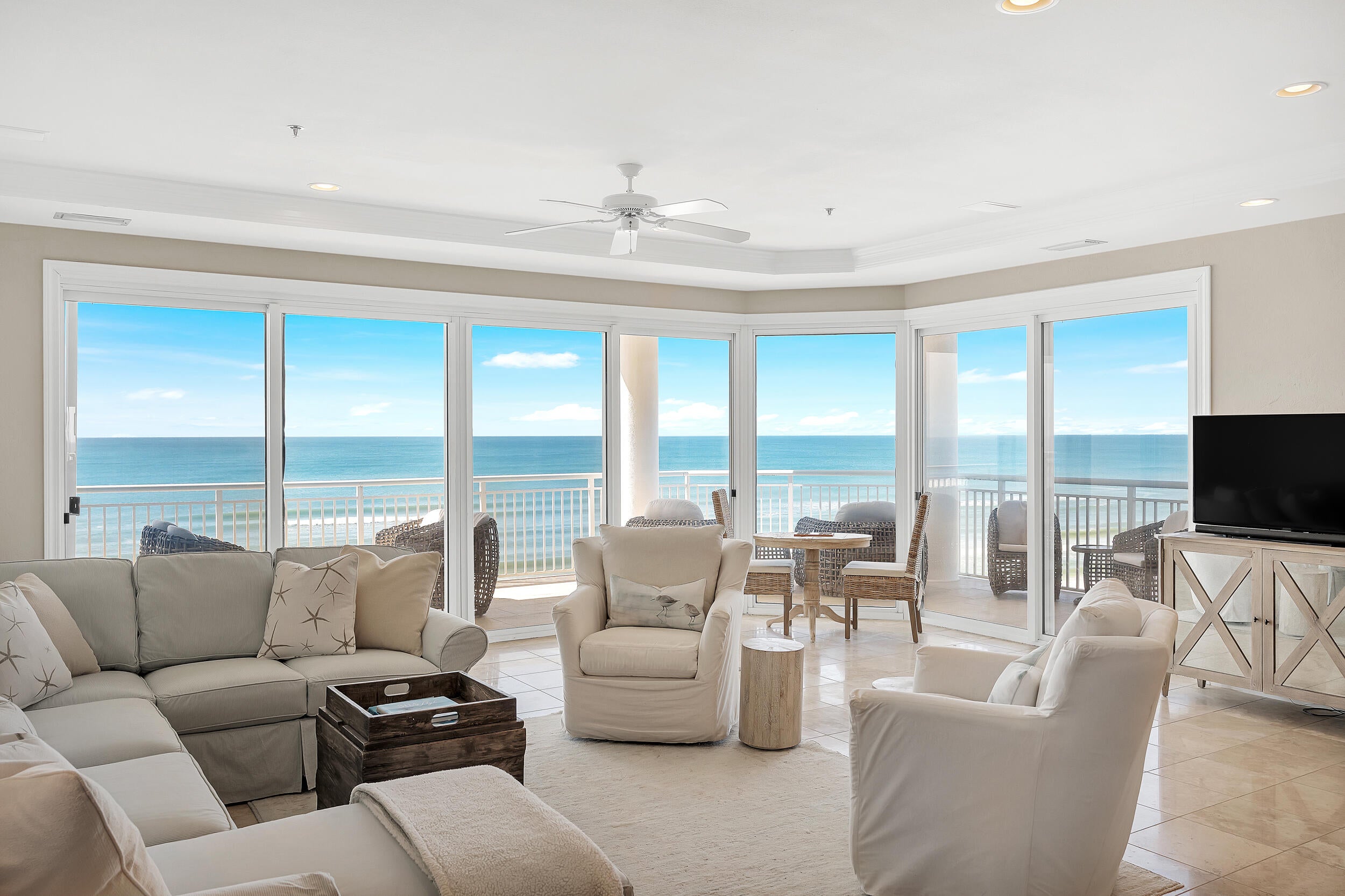 HIDDEN DUNES GRAND VILLAS - Residential
