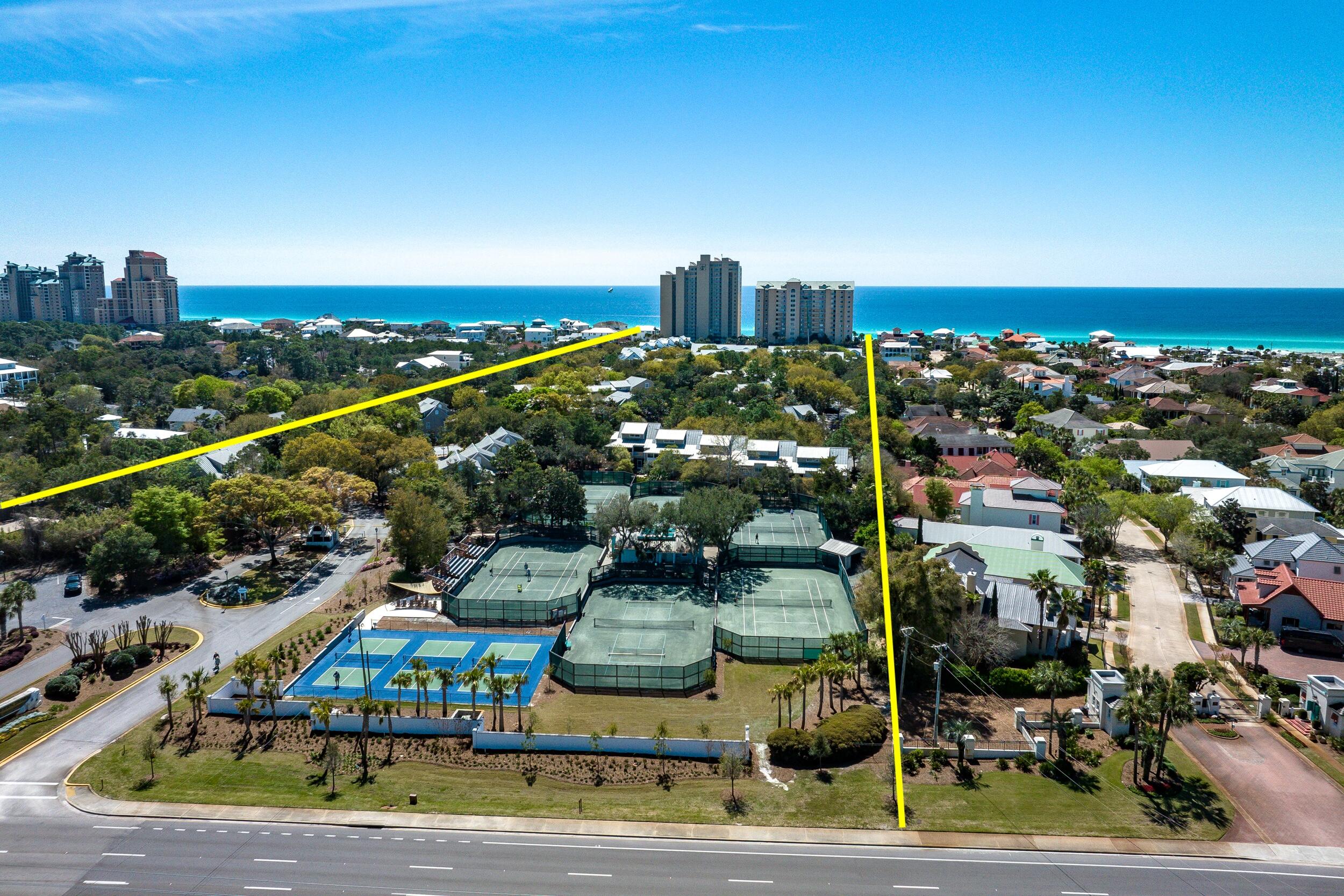 HIDDEN DUNES GRAND VILLAS - Residential