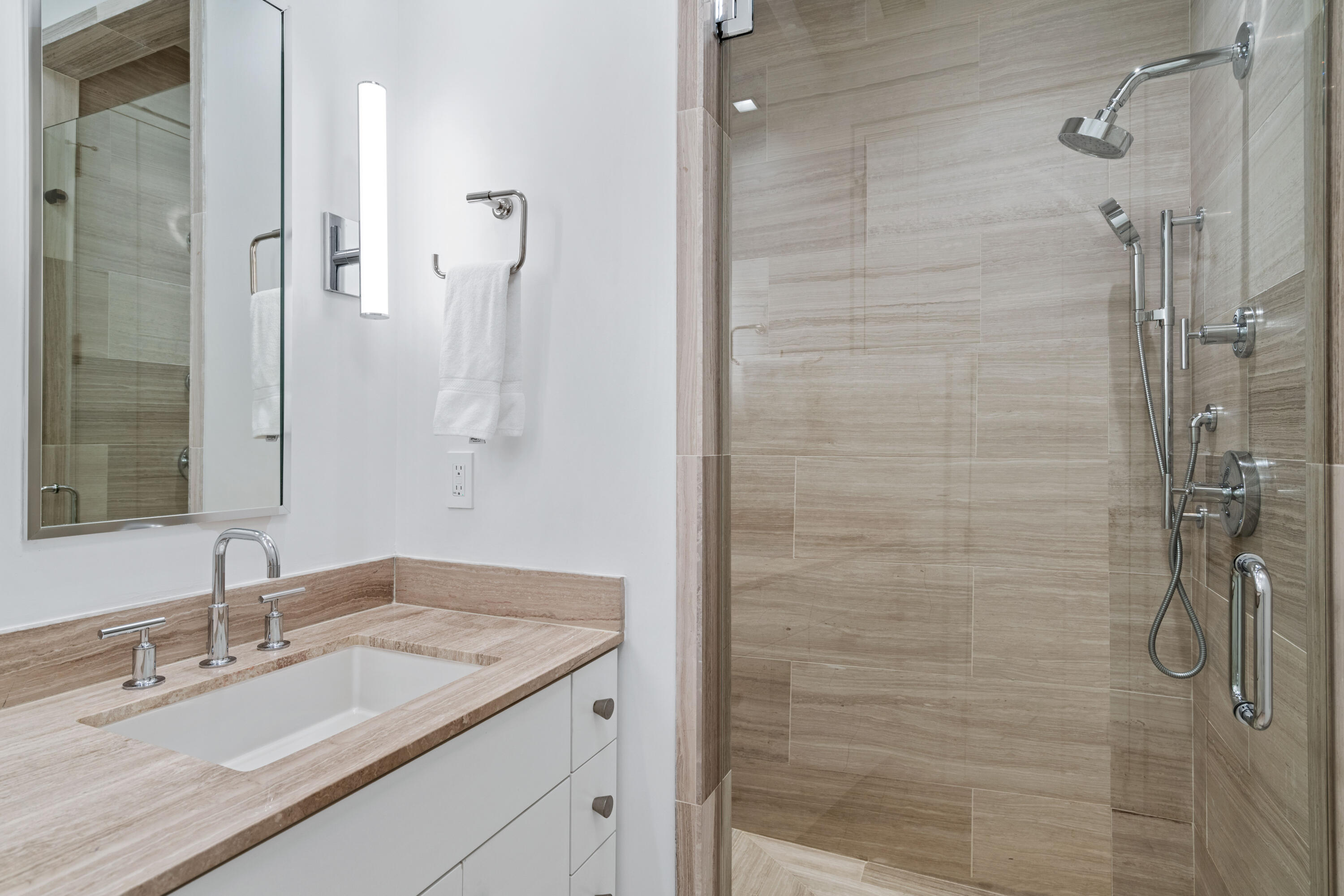 ALYS BEACH, The Whitby - Residential
