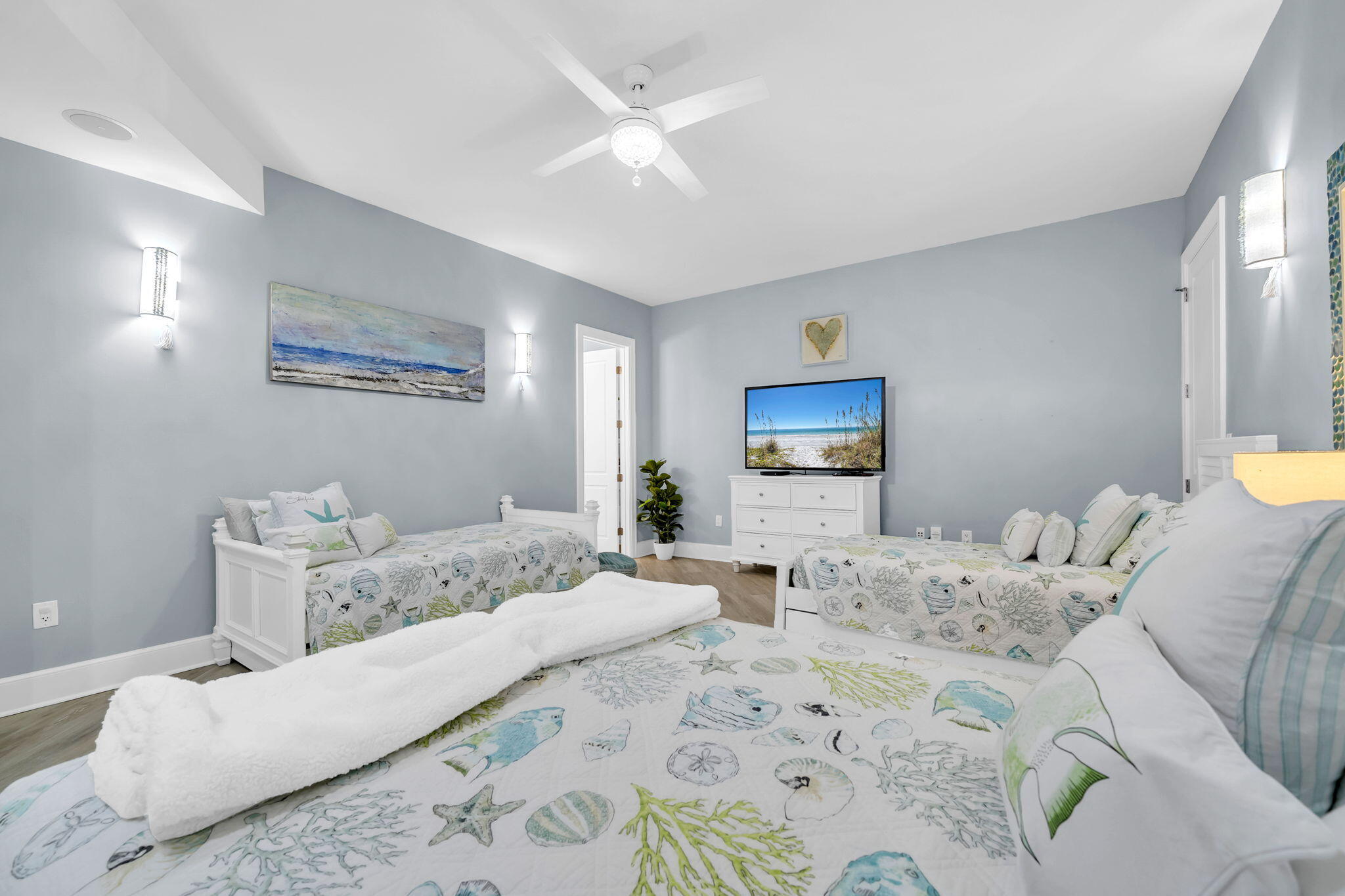 SANCTUARY BY THE SEA CONDO - Residential