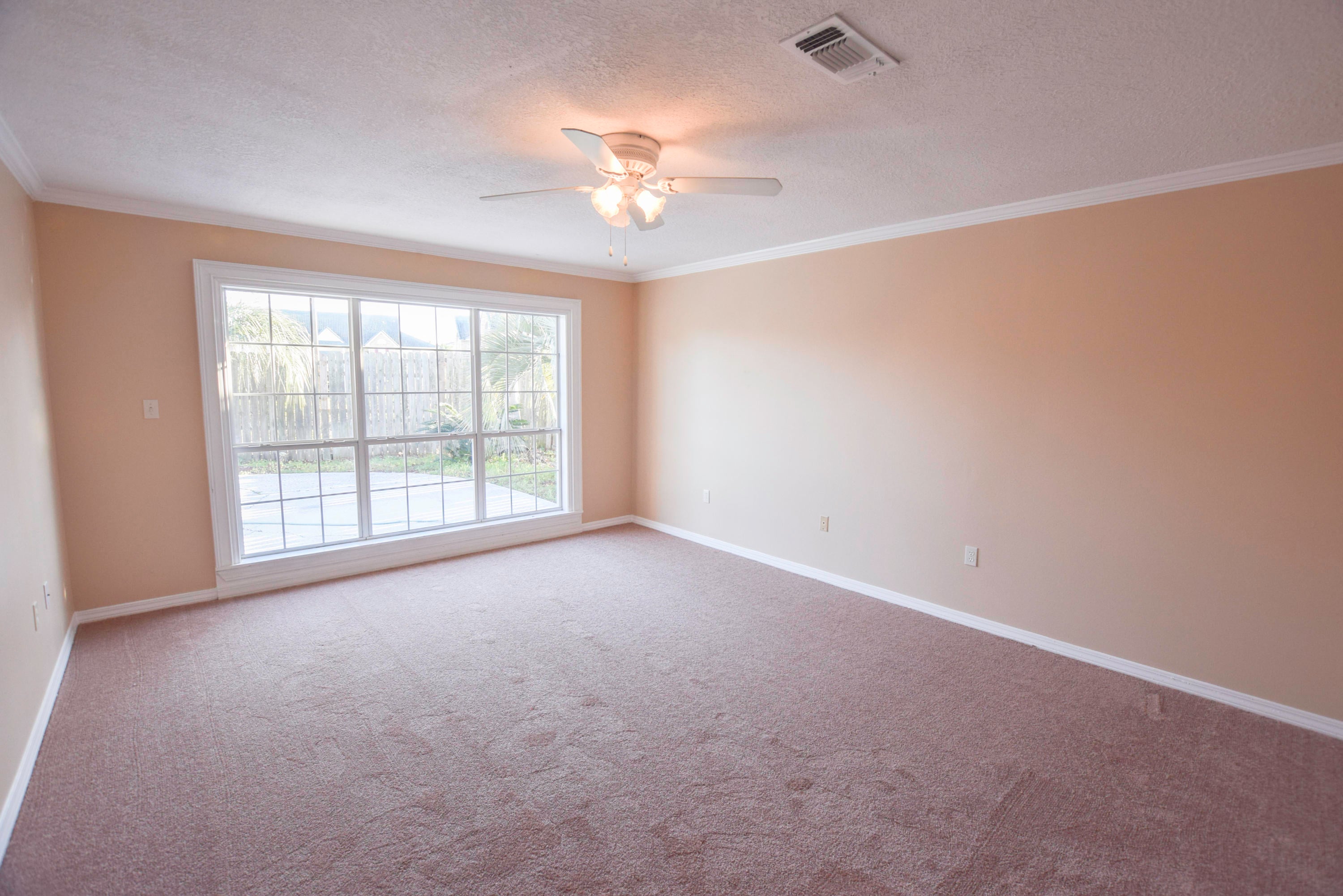 HARBOR BREEZE - Residential