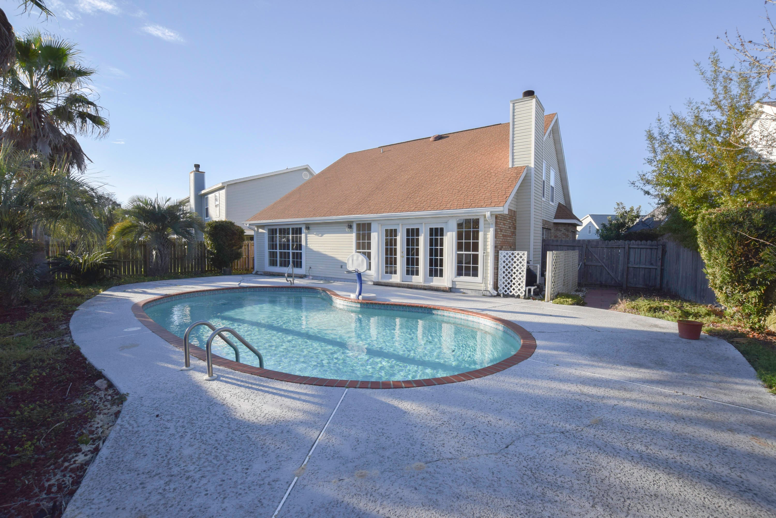 HARBOR BREEZE - Residential