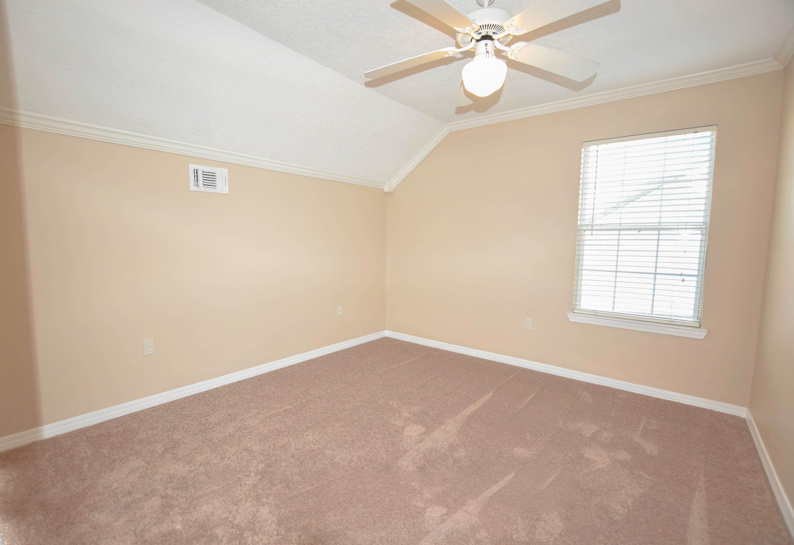HARBOR BREEZE - Residential