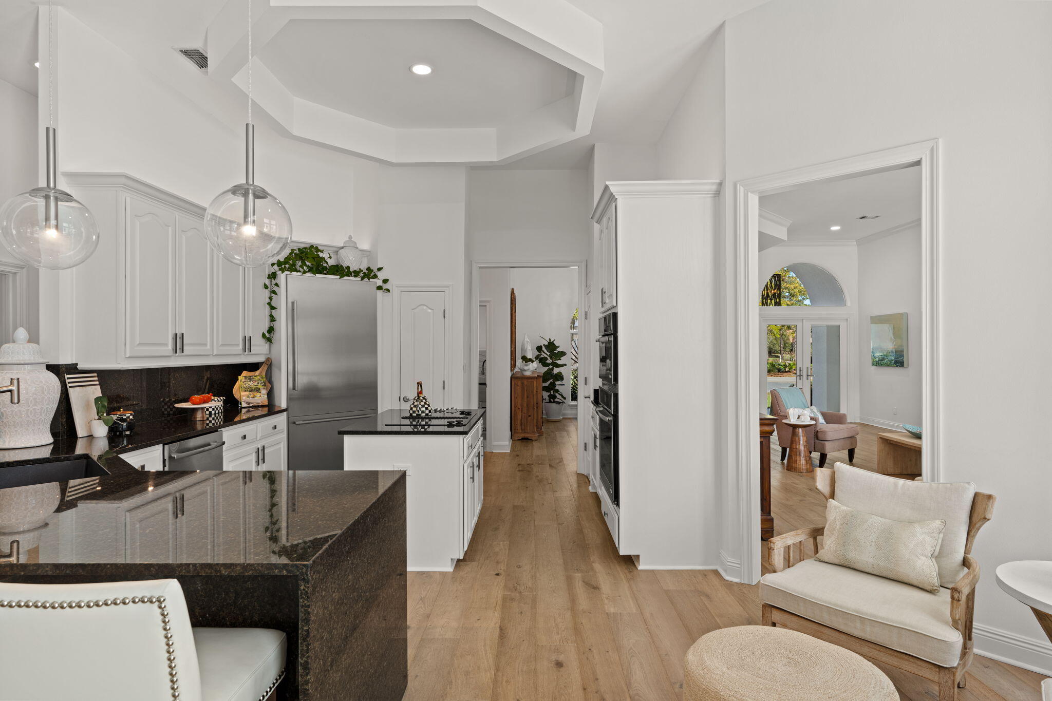 BAYTOWNE AVE EAST - Residential