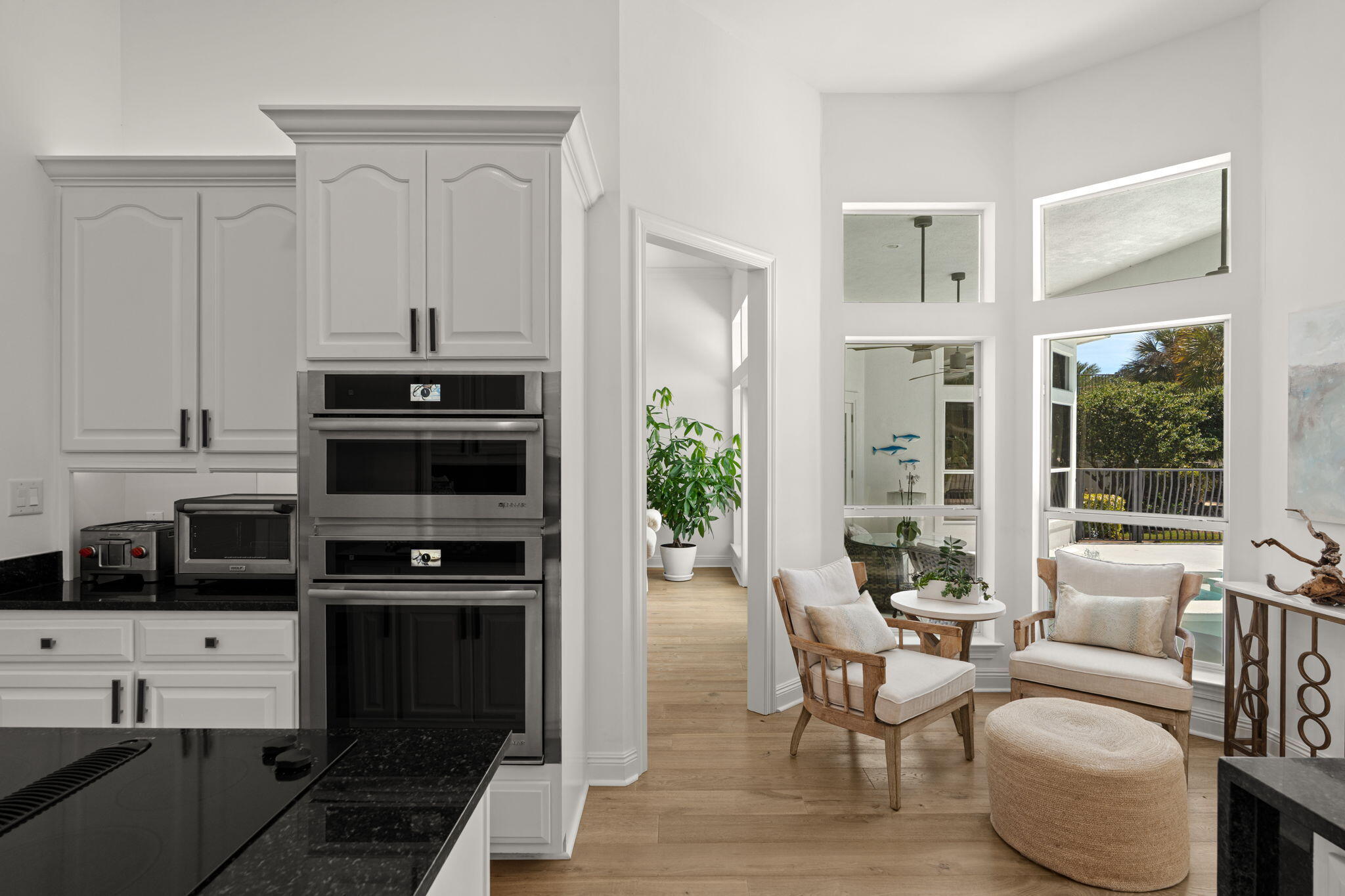 BAYTOWNE AVE EAST - Residential