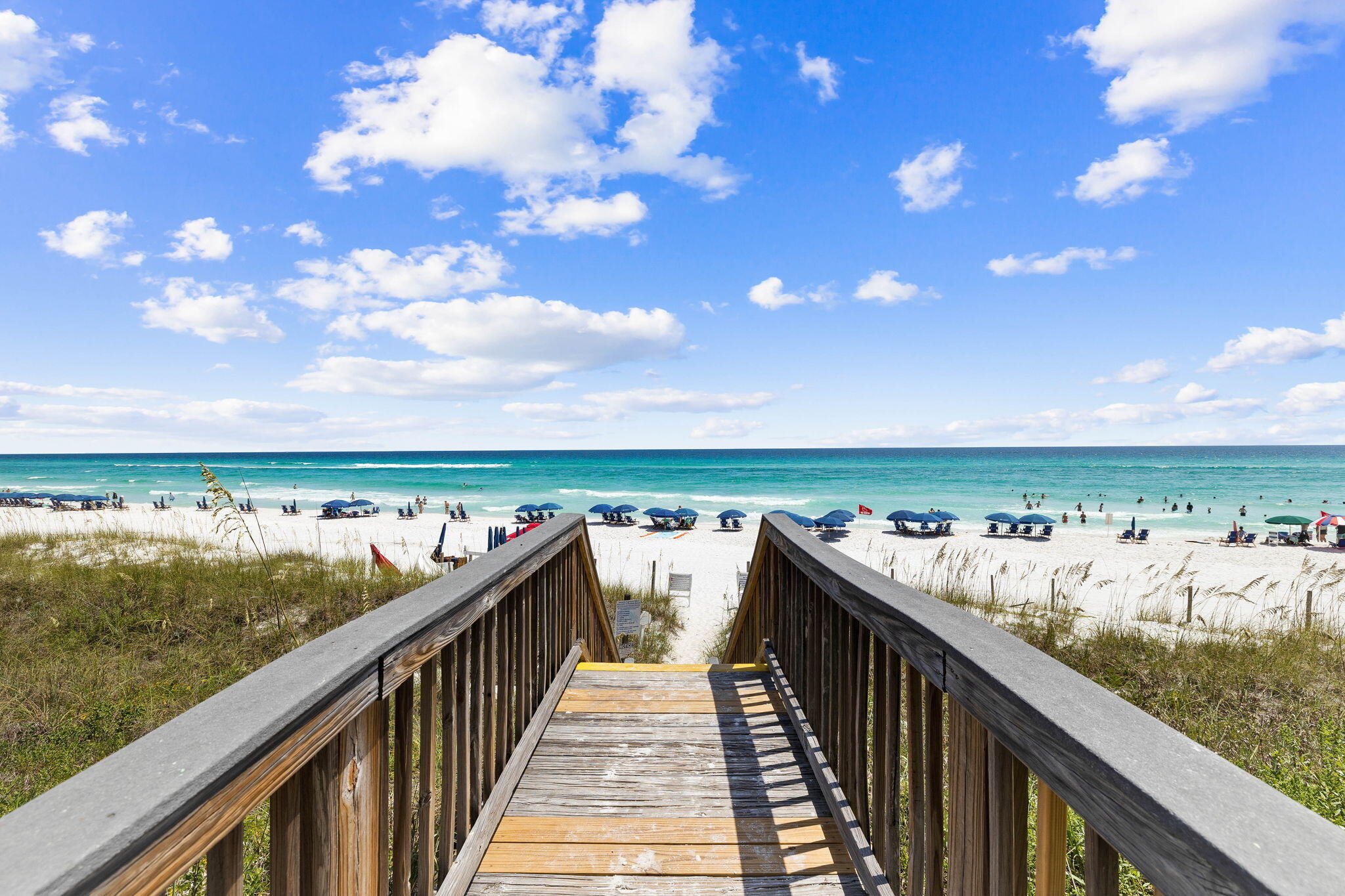 SUNRISE BEACH - Residential