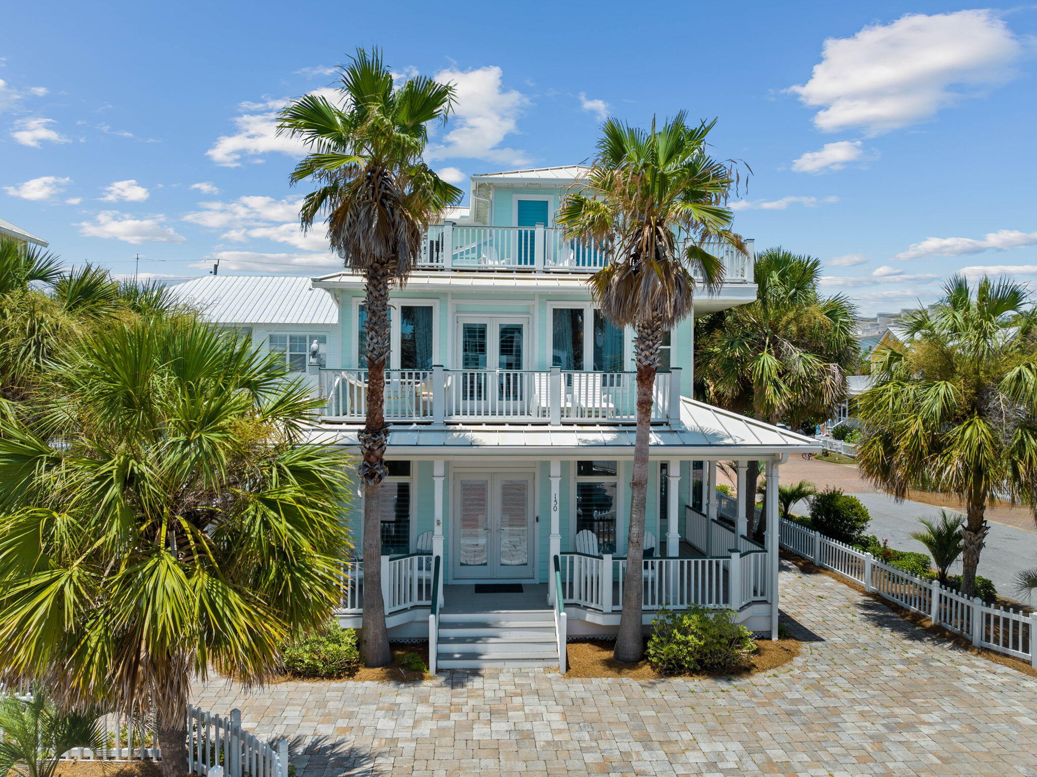 SUNRISE BEACH - Residential