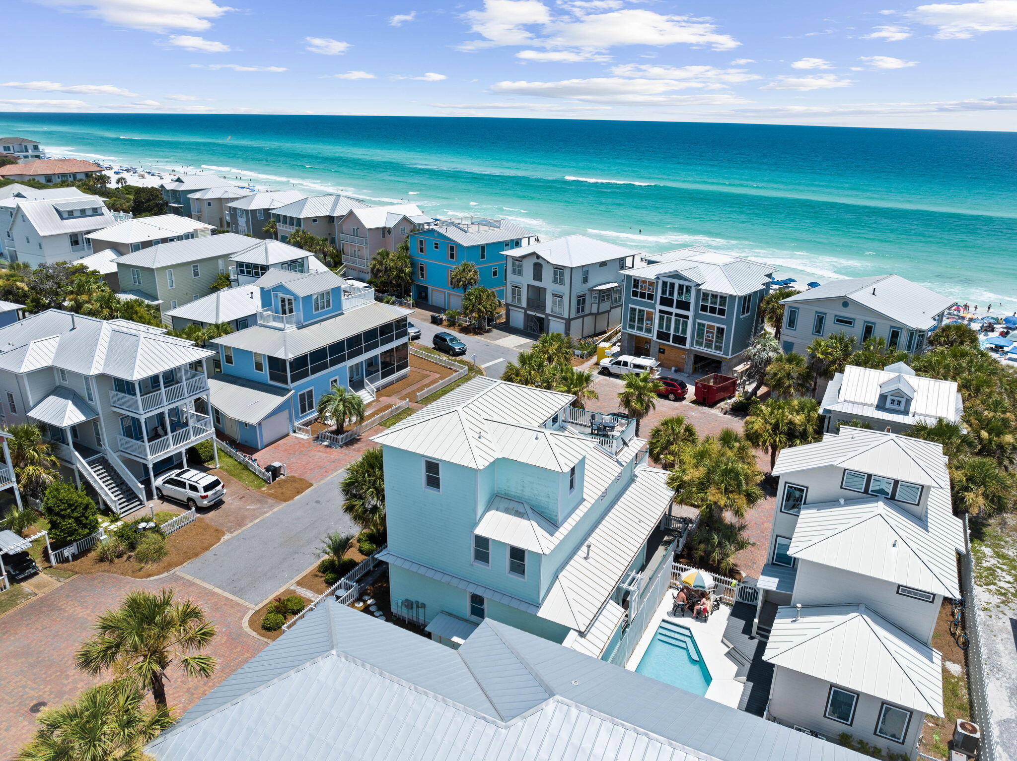 SUNRISE BEACH - Residential