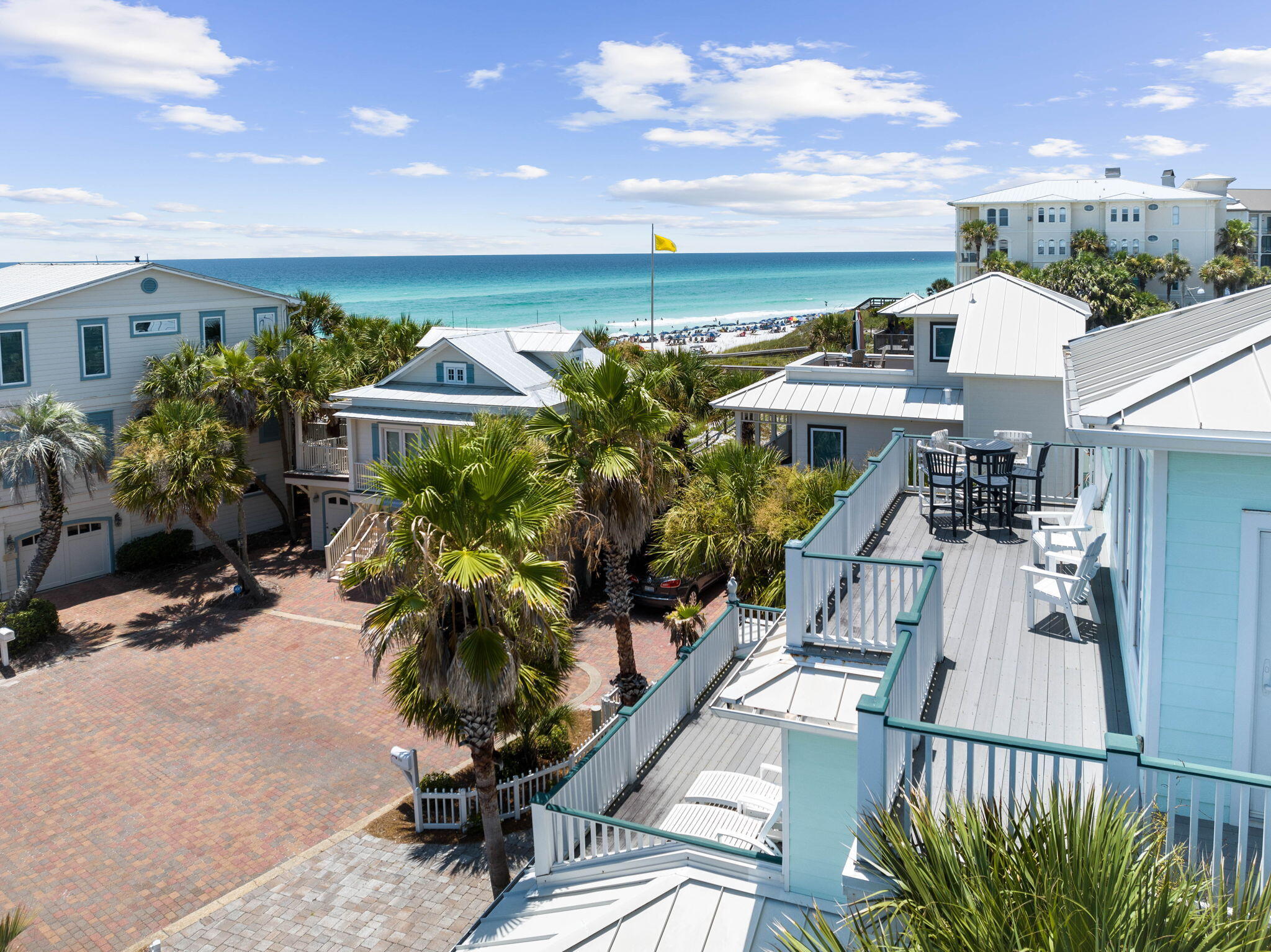 SUNRISE BEACH - Residential