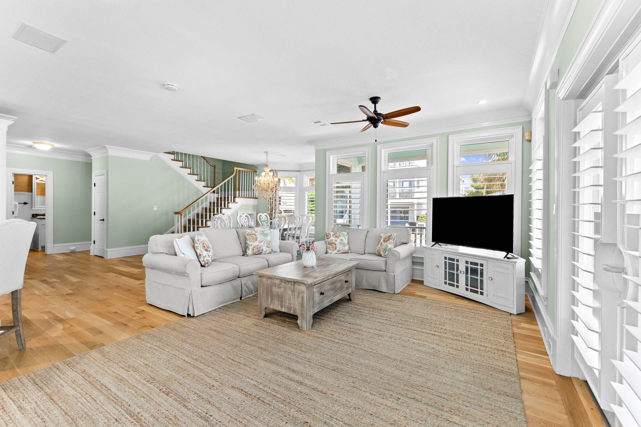 SUNRISE BEACH - Residential