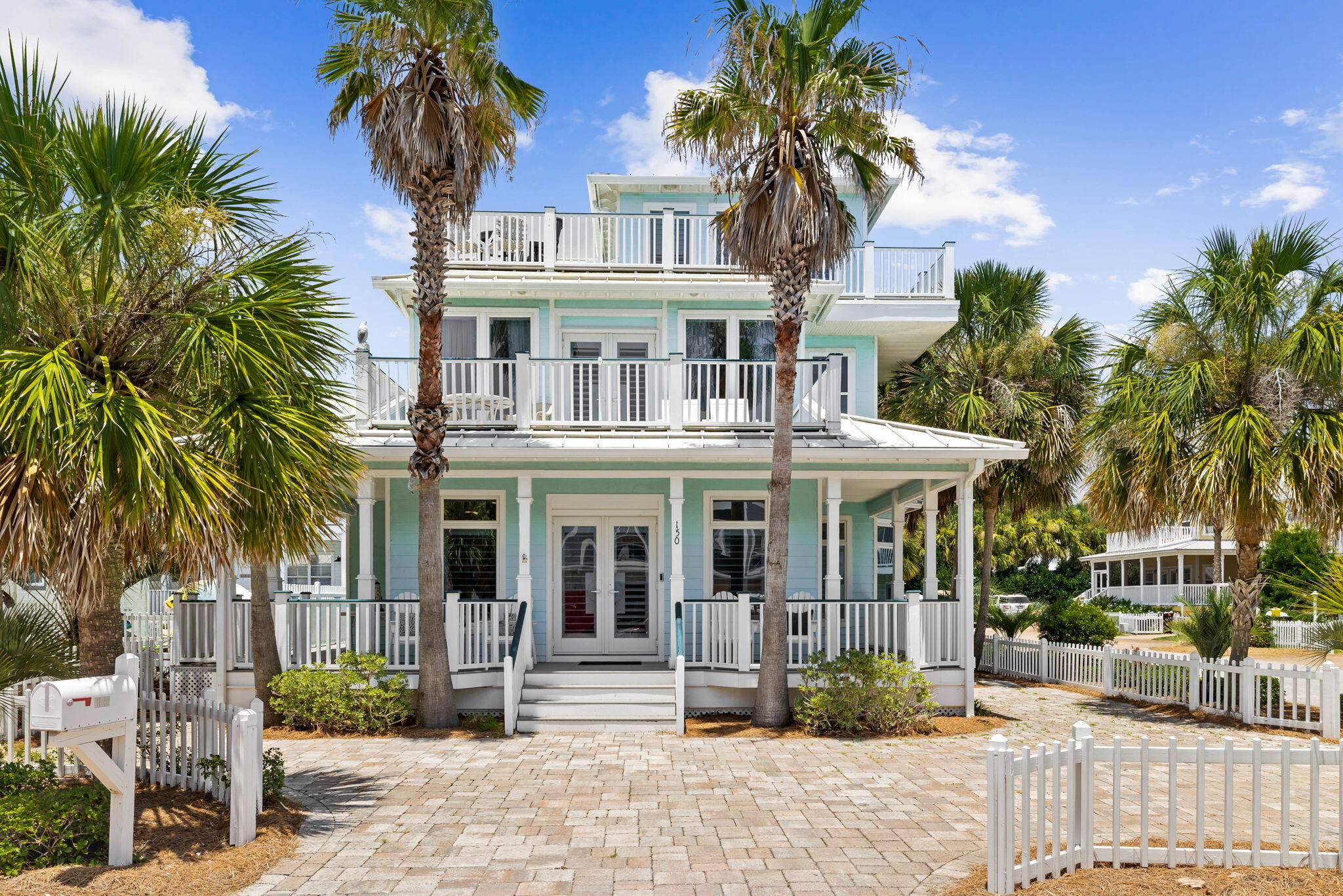 SUNRISE BEACH - Residential