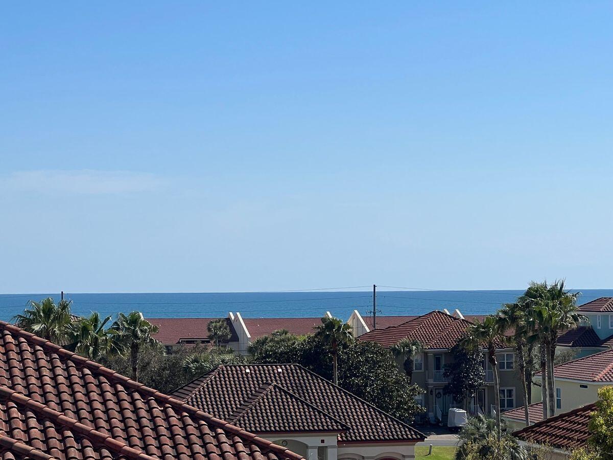 LA VALENCIA BEACH RESORT - Residential