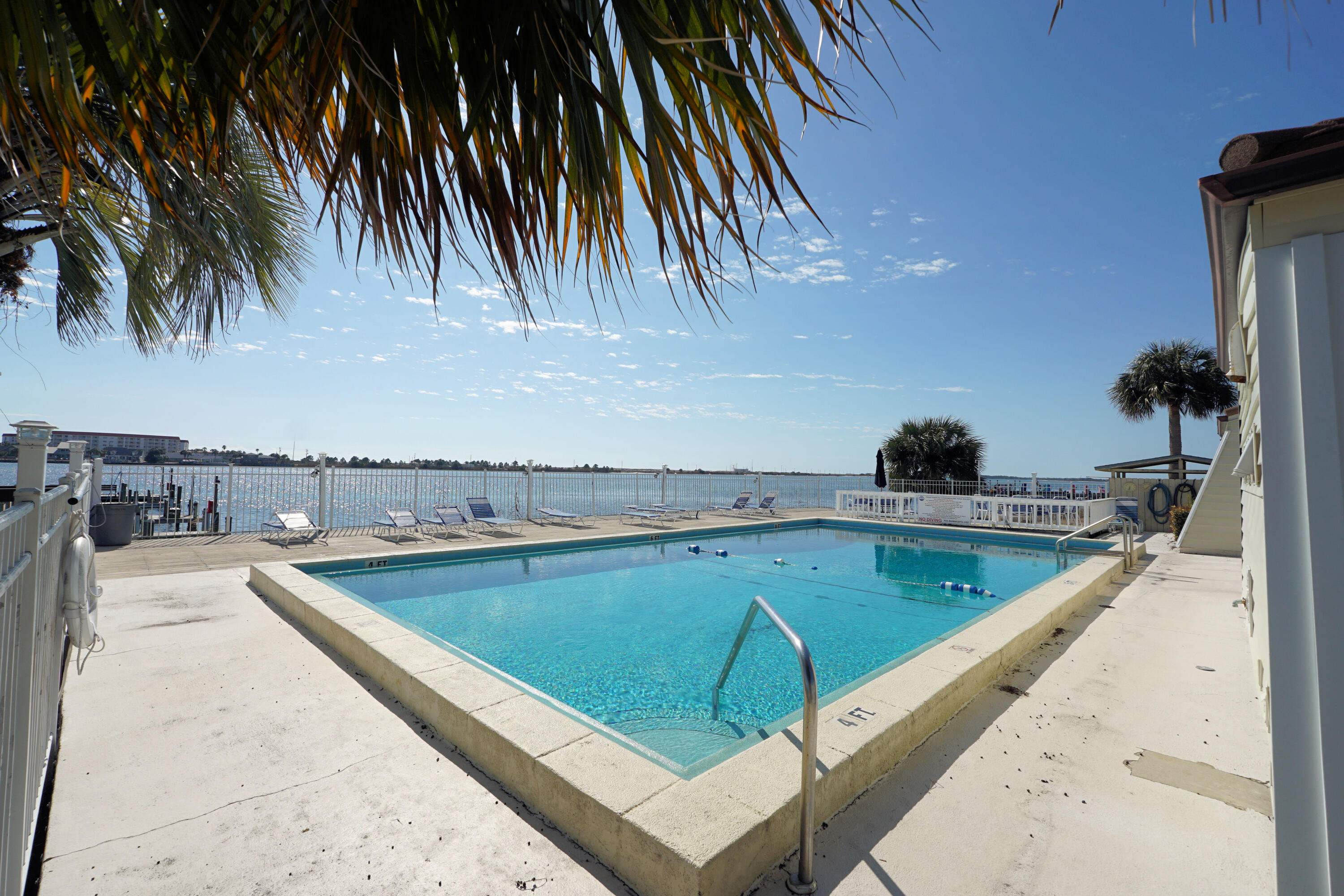 This exceptional 2 bedroom ground floor unit in the ever-popular WATERFRONT Fountainhead complex has it all.
First time Buyer/Empty Nester/Investor or Veteran.
The unit has 2 good sized bedrooms, ample living & dining area lots of storage.
With tiled wet areas & new laminate flooring in other areas for easy maintenance.
This sought after private gated complex offers amazing outdoor facilities, including a community pool that overlooks the sound, a private beach & ample green space, tennis courts a community room & fishing facilities. New water heater 2025 and updated bathroom and shower 2023
Call to set up your private showing TODAY!