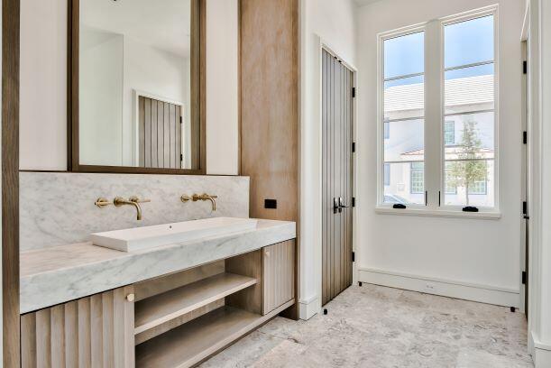 ALYS BEACH - Residential