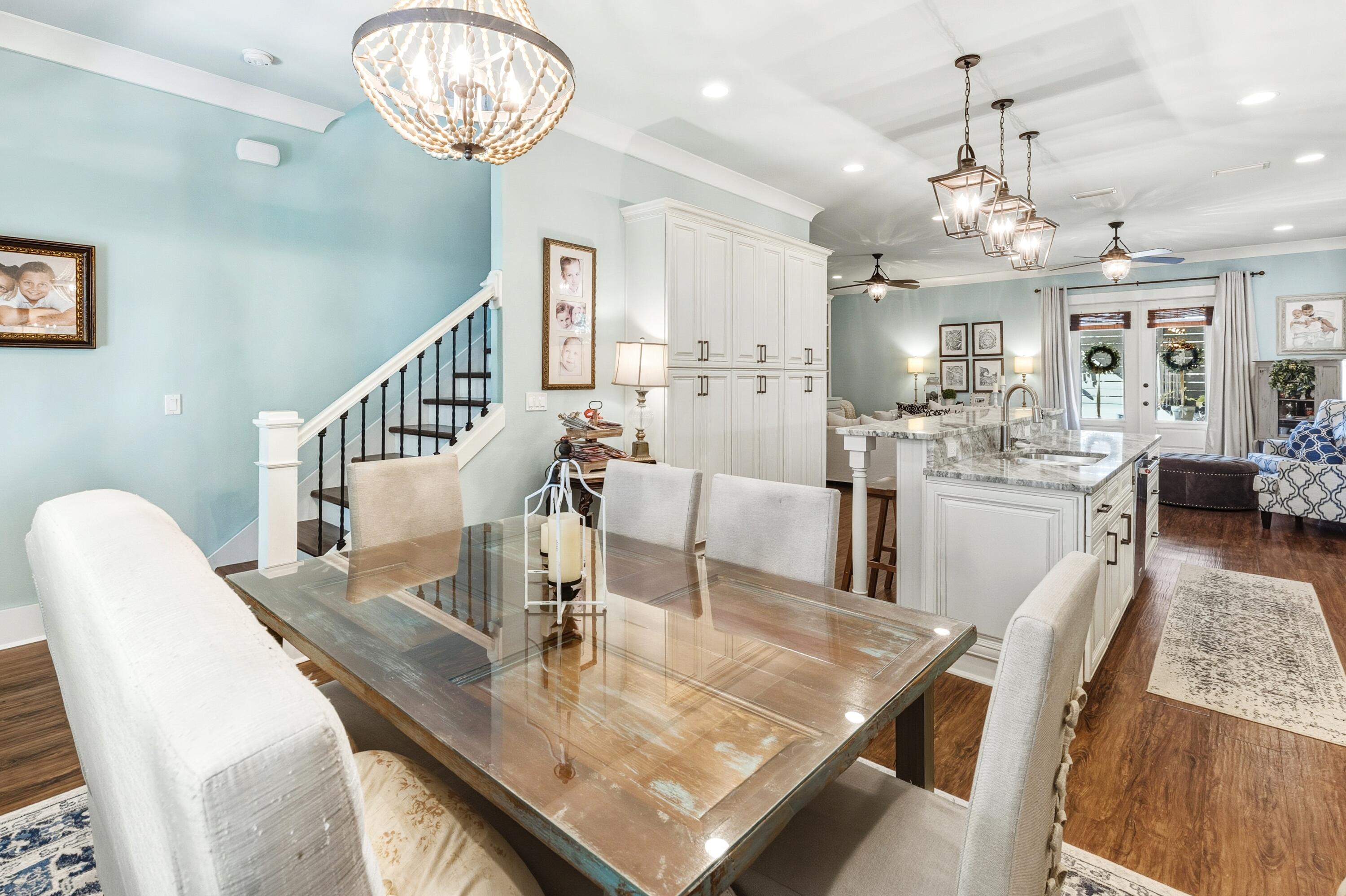 BOTANY BAYOU - Residential
