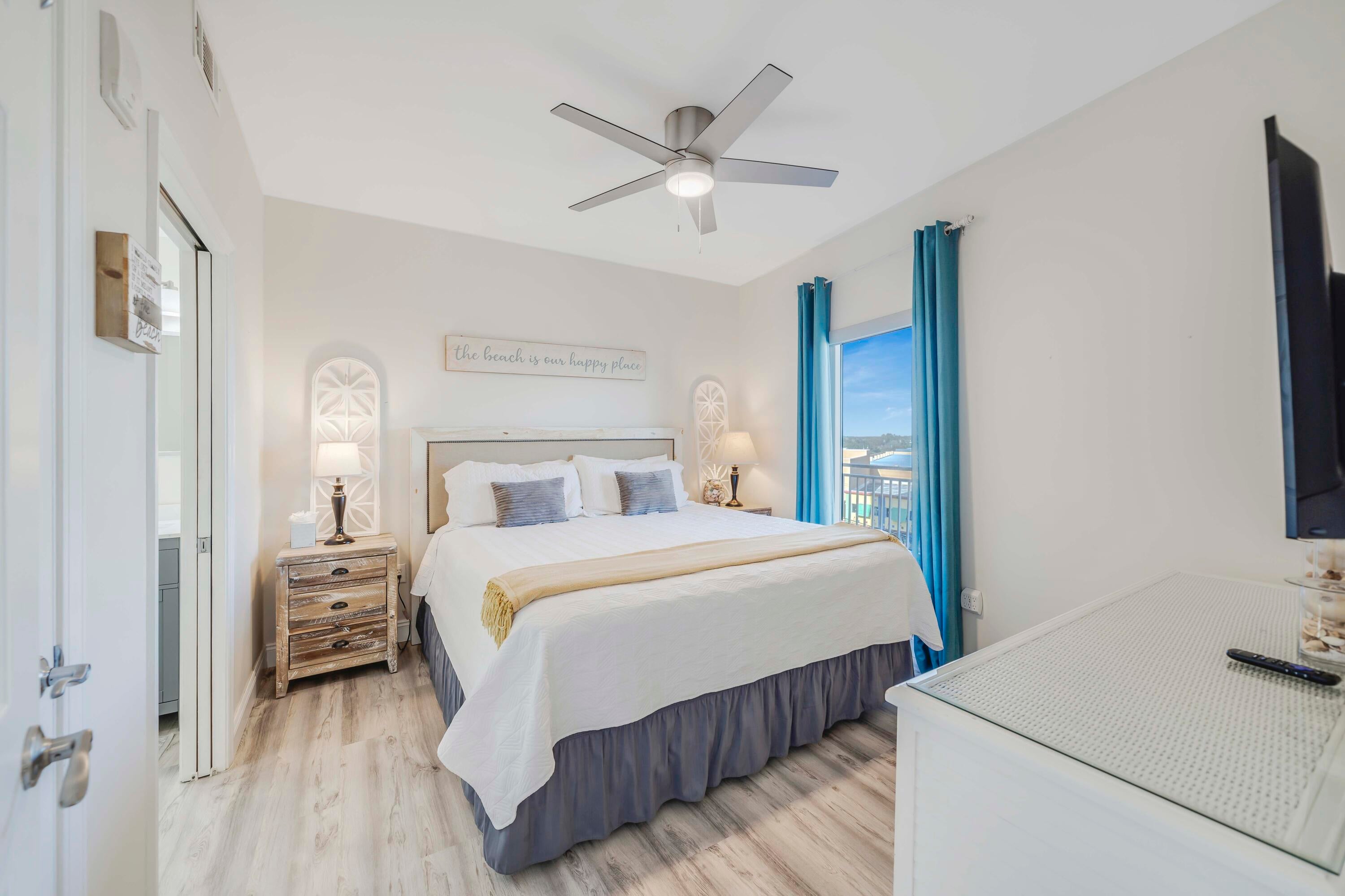 Splash Resort - Residential