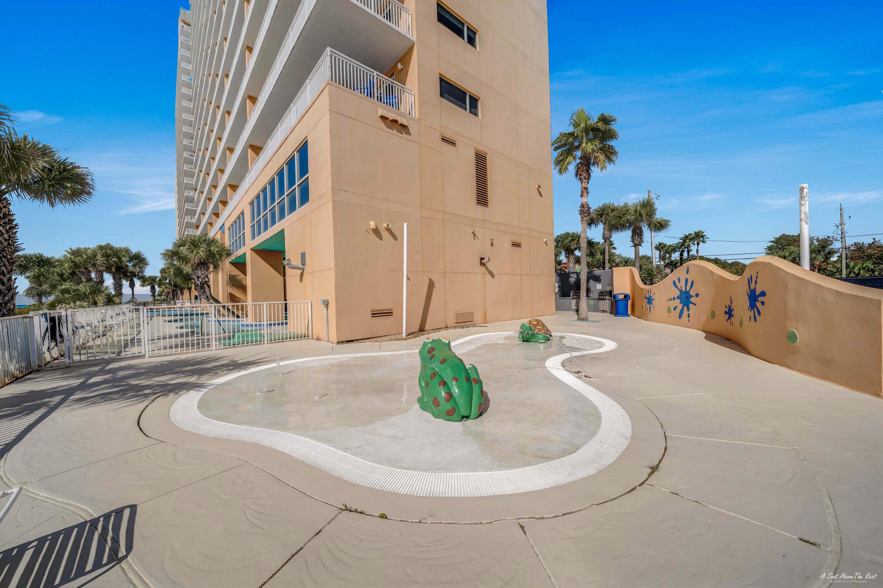 Splash Resort - Residential