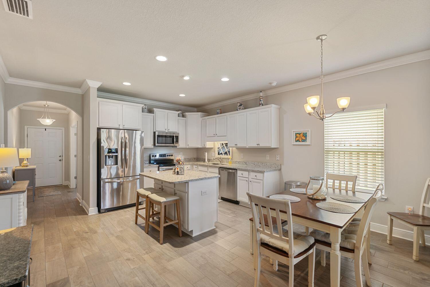 HAMMOCK BAY - Residential