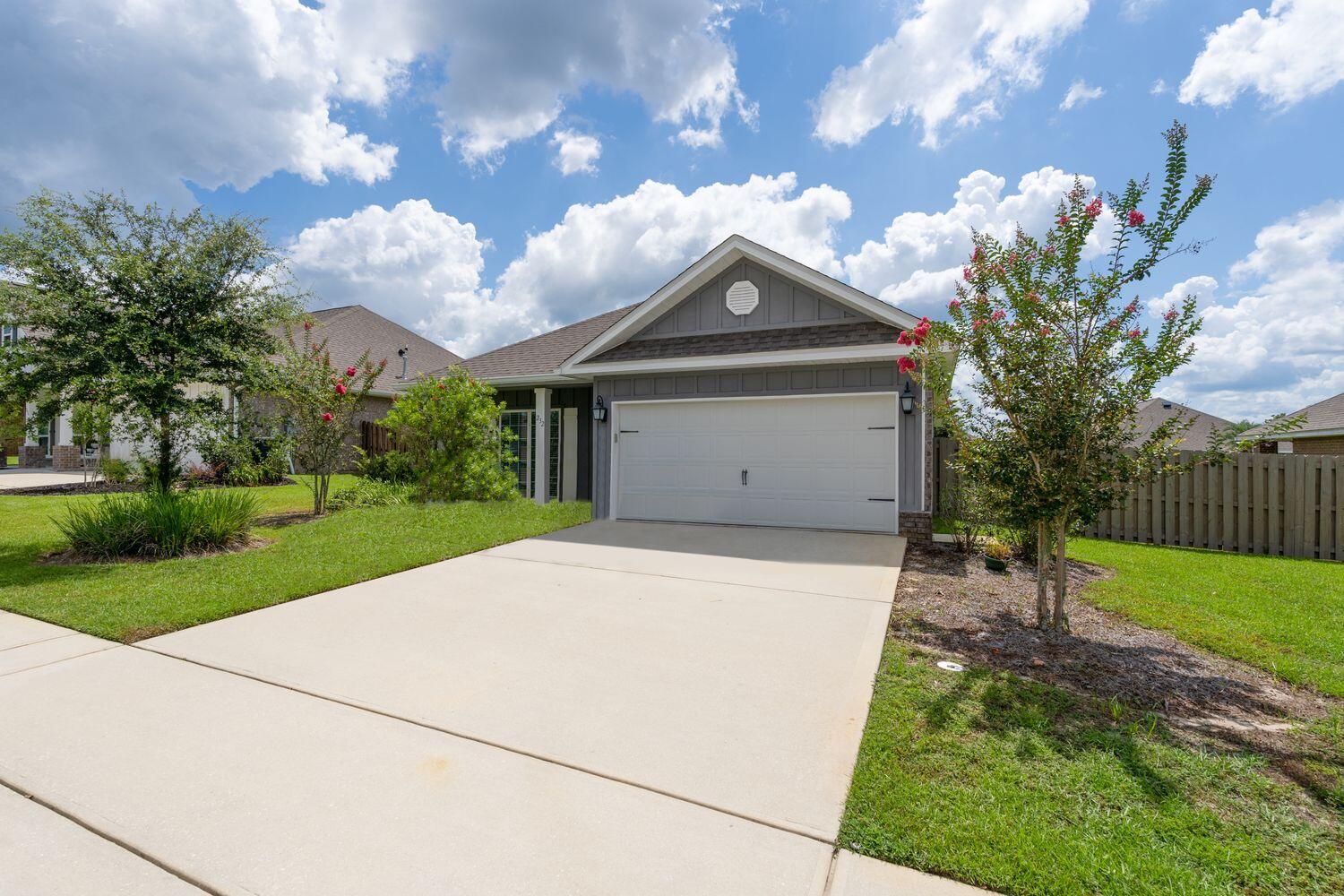 HAMMOCK BAY - Residential