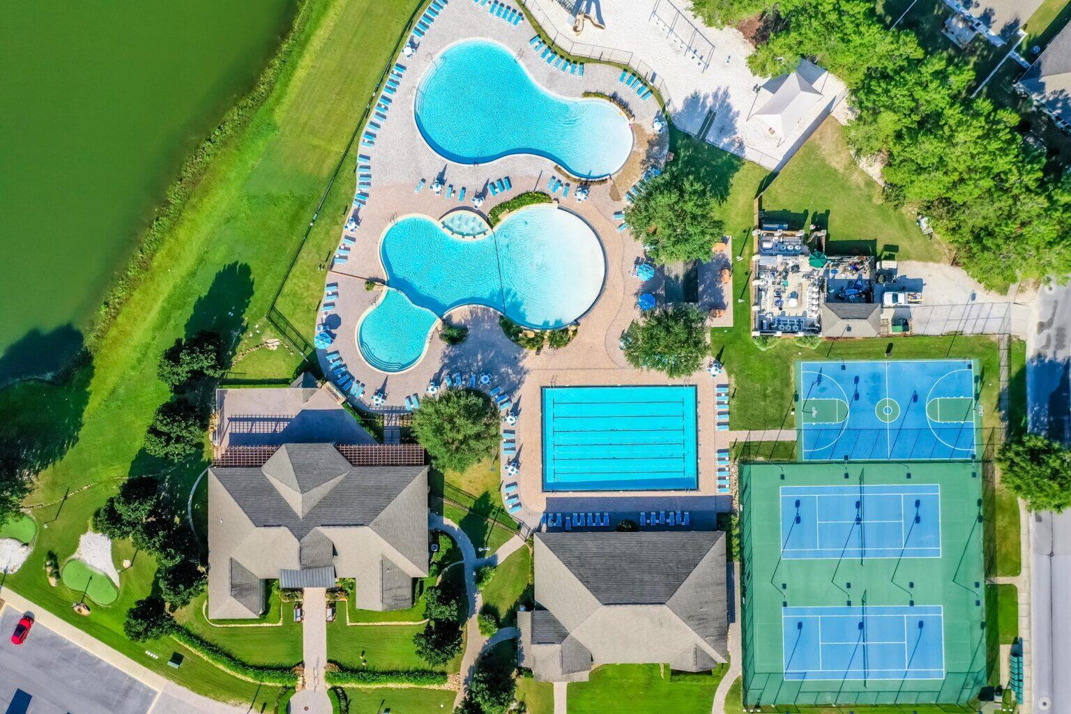 HAMMOCK BAY - Residential
